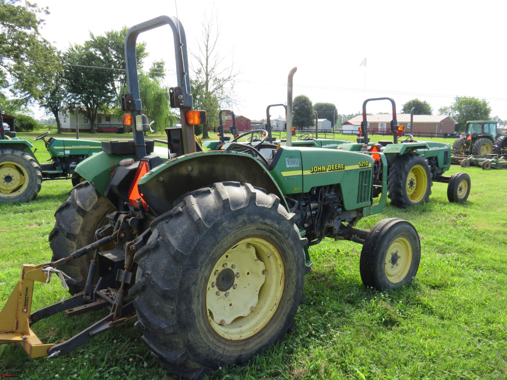 1999 JOHN DEERE 5210 TRACTOR, 3PT, PTO, 16.9-24 REAR TIRES, HOURS NOT AVAILABLE ON THIS UNIT, S/N - Image 3 of 7