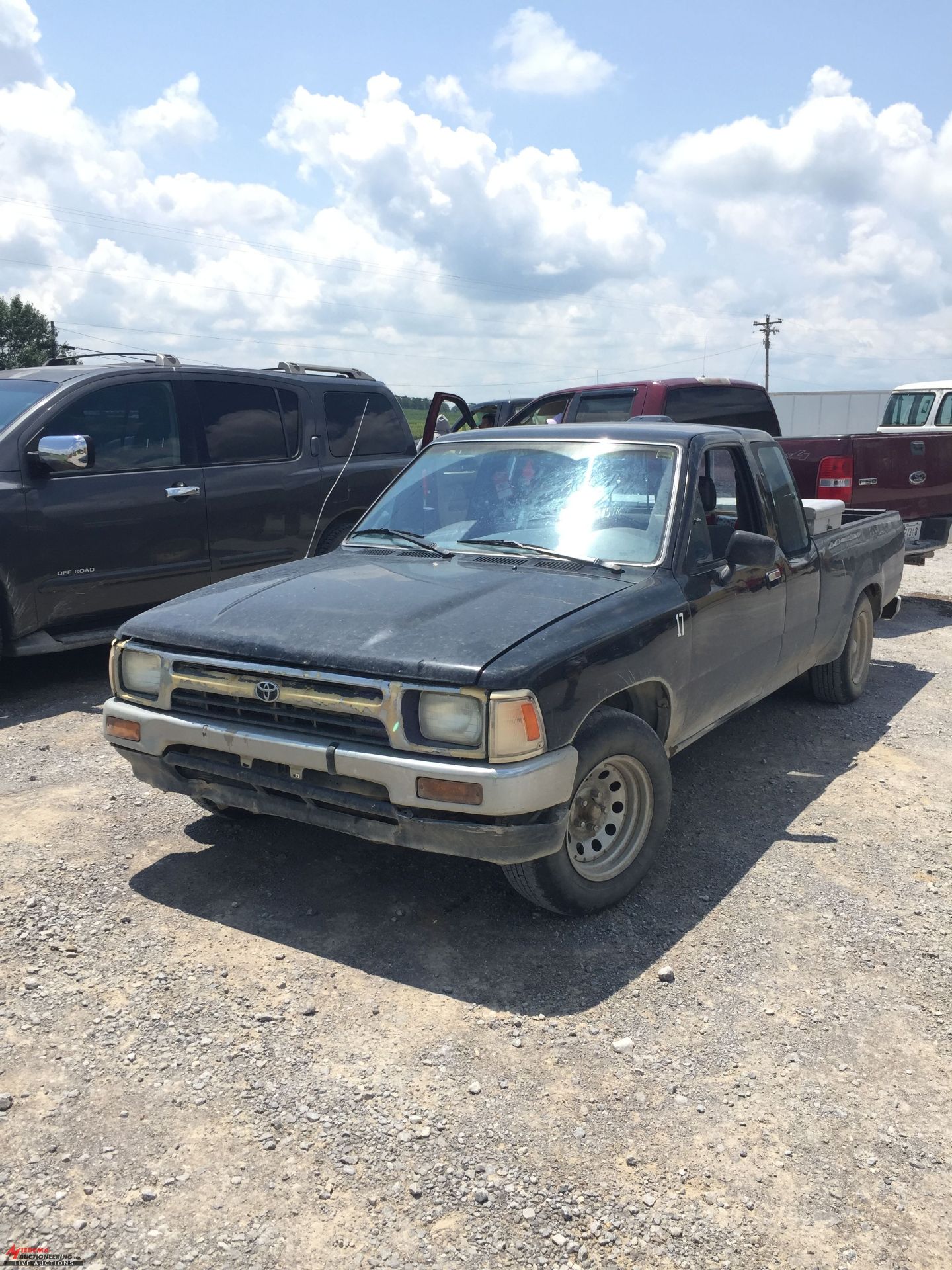 1994 TOYOTA EXTENDED CAB PICKUP TRUCK, LONG BOX, 4-CYLINDER GAS ENGINE, AUTOMATIC TRANS, ASSORTED