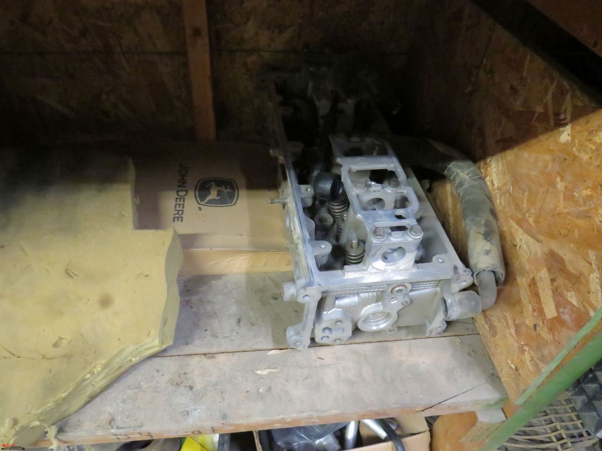 ASSORTED JOHN DEERE PARTS, TO INCLUDE CLUTCHES, CYLINDER HEAD, ALTERNATORS, AND MORE - Image 3 of 7