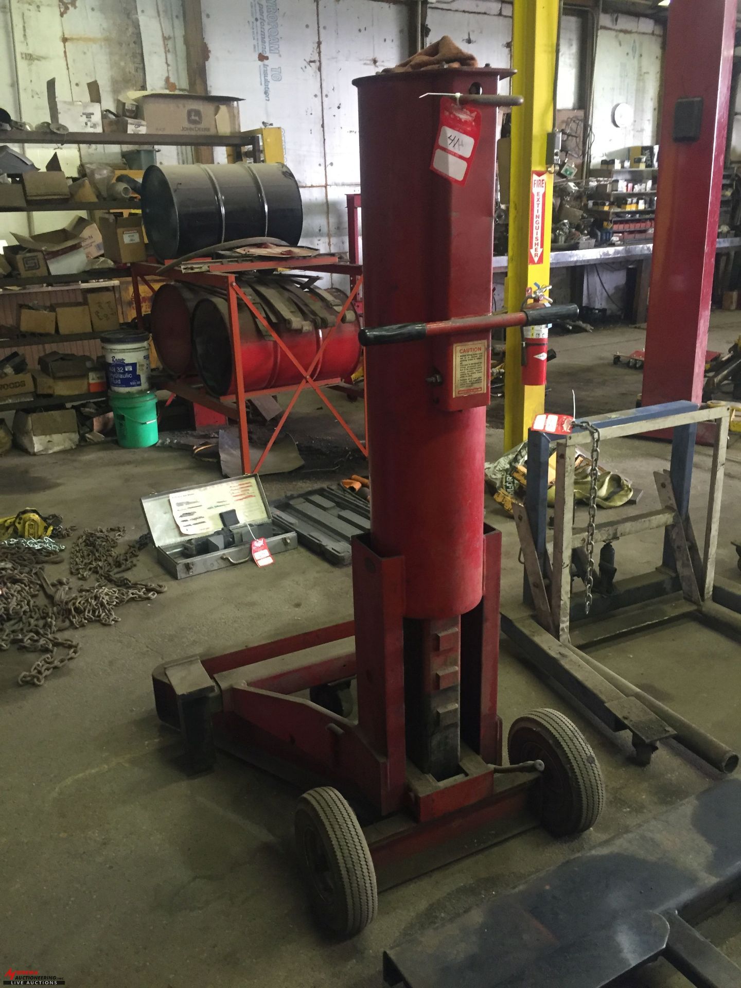 NORCO PNEUMATIC BUMPER JACK [LOCATION: EAST WINANS STREET LOCATION] - Image 2 of 3