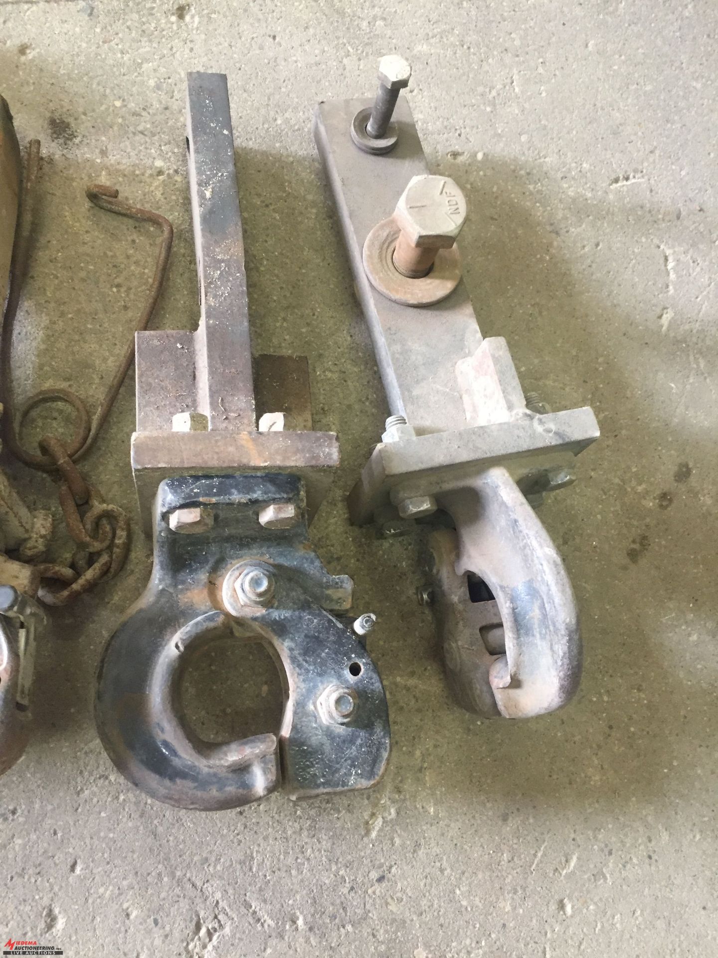 PINTLE HITCH INSERTS [LOCATION: EAST WINANS STREET LOCATION] - Image 2 of 3