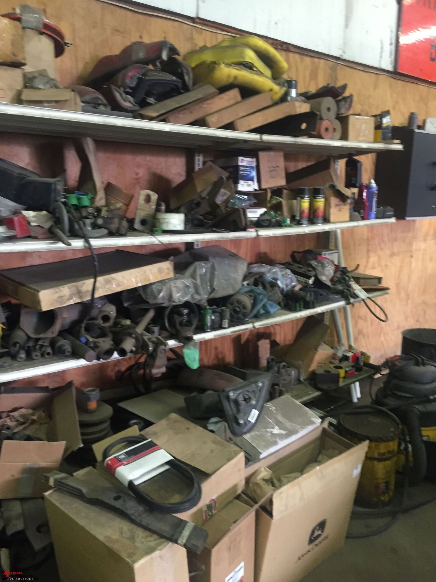 ASSORTED PARTS ON SHELF, AND CONTENTS ABOVE AND BELOW WORK BENCH, INCLUDES BENCH VISE [BUYER IS - Image 4 of 5