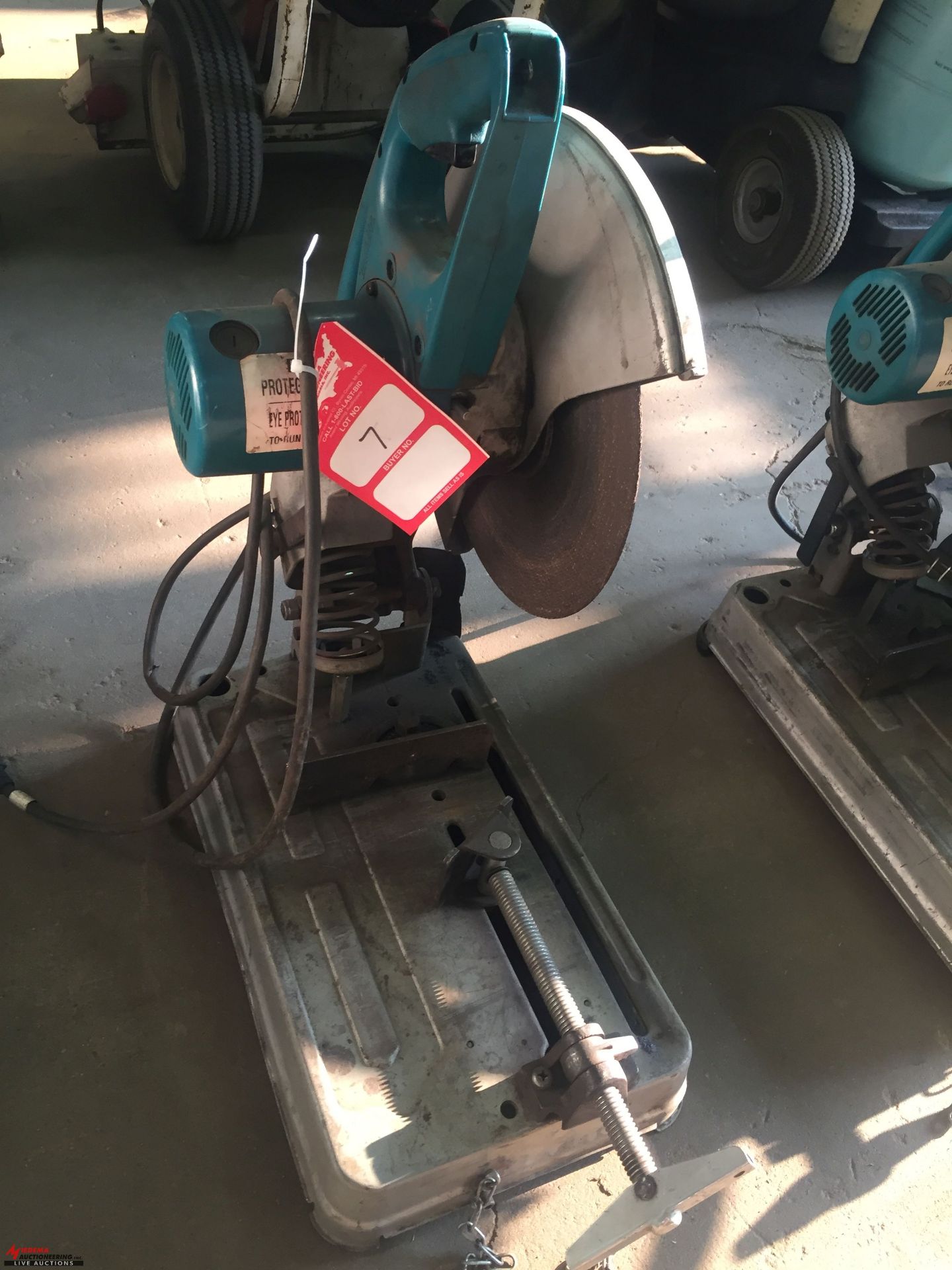 MAKITA 14'' CUT OFF SAW [LOCATION: EAST WINANS STREET LOCATION]