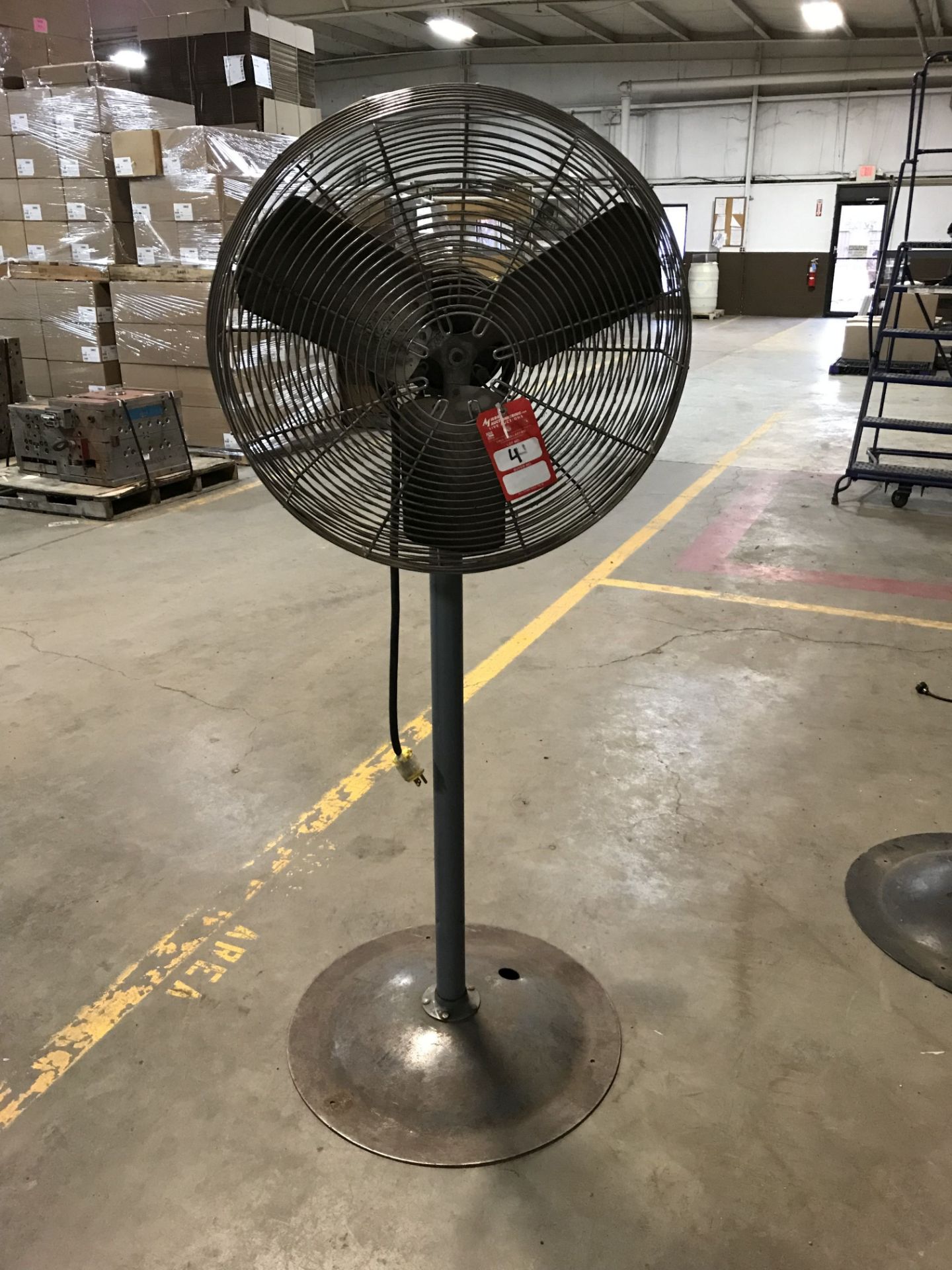 PEDESTAL FAN, APPROX 24'' [LOCATION: BUILDING 2]