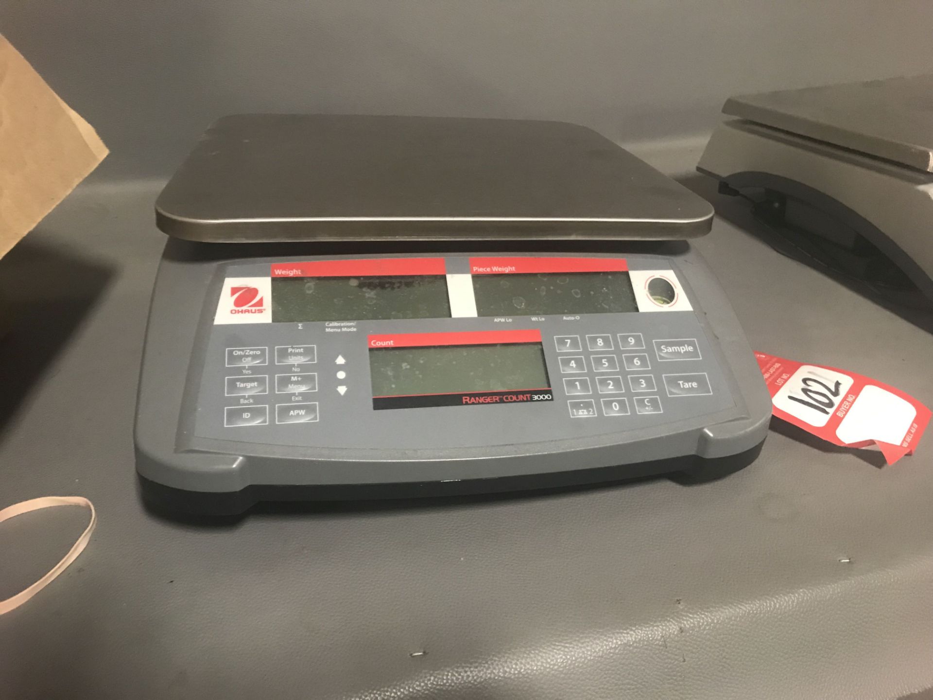 OHAUS RANGERCOUNT 3000 DIGITAL SCALE [LOCATION: BUILDING 1]