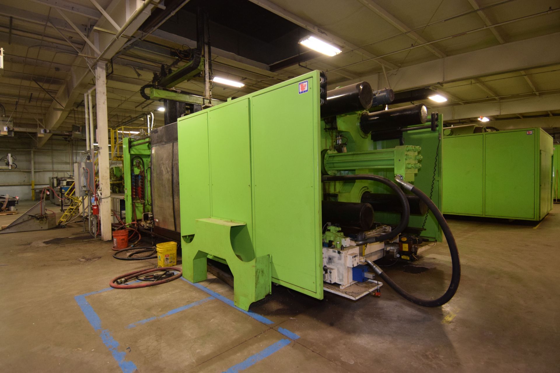 ENGEL HORIZONTAL INJECTION MOLDING MACHINE, 1300 TON, MODEL ES14000/1300, APPROX 264.04 OUNCE SHOT - Image 3 of 9