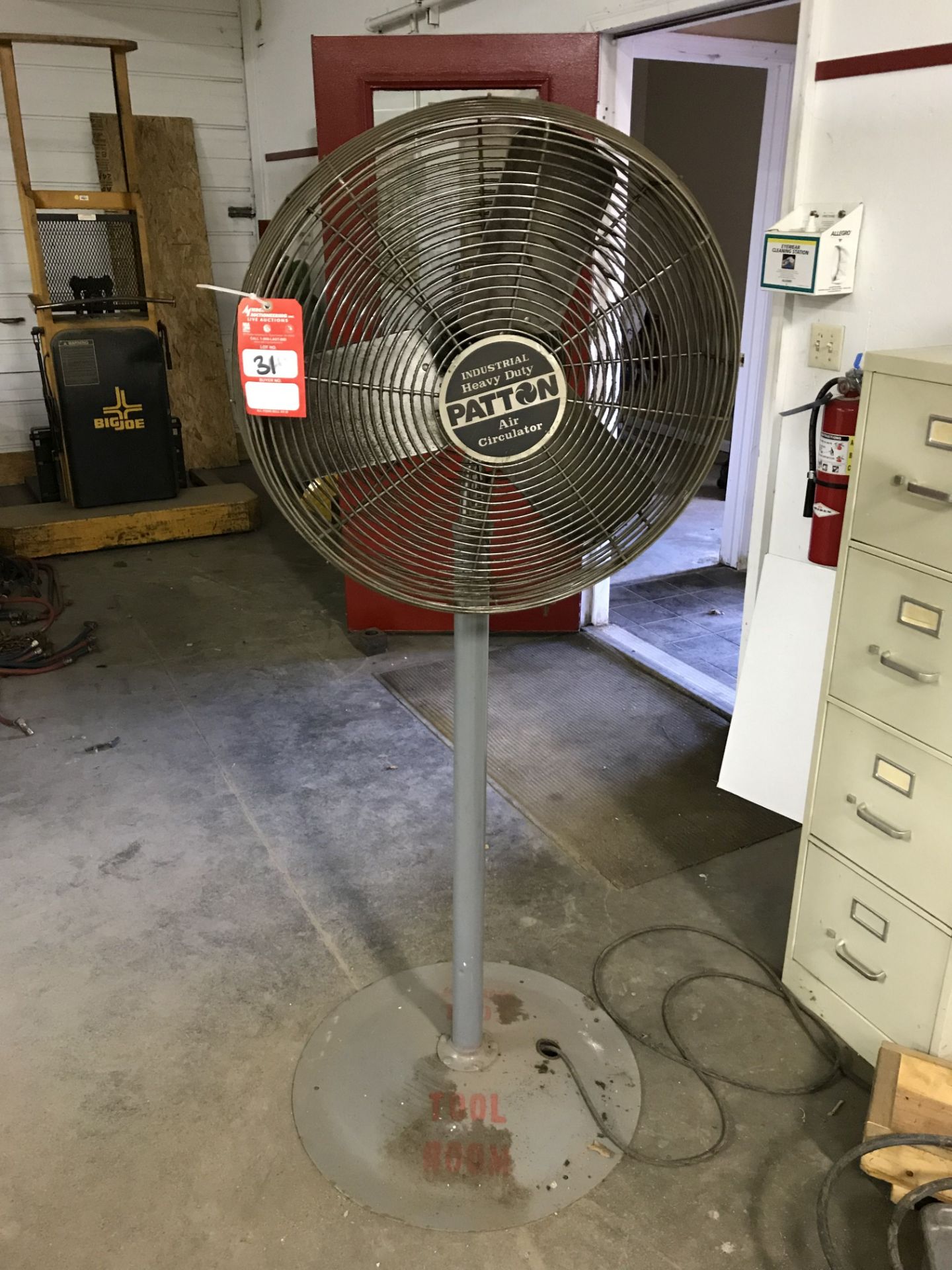 PATTON PEDESTAL FAN, APPROX 24'' [LOCATION: BUILDING 2]