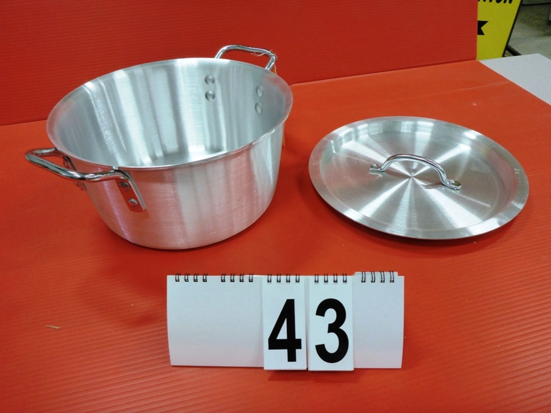 ALUMINUM 7QT STOCK POT W/ LID