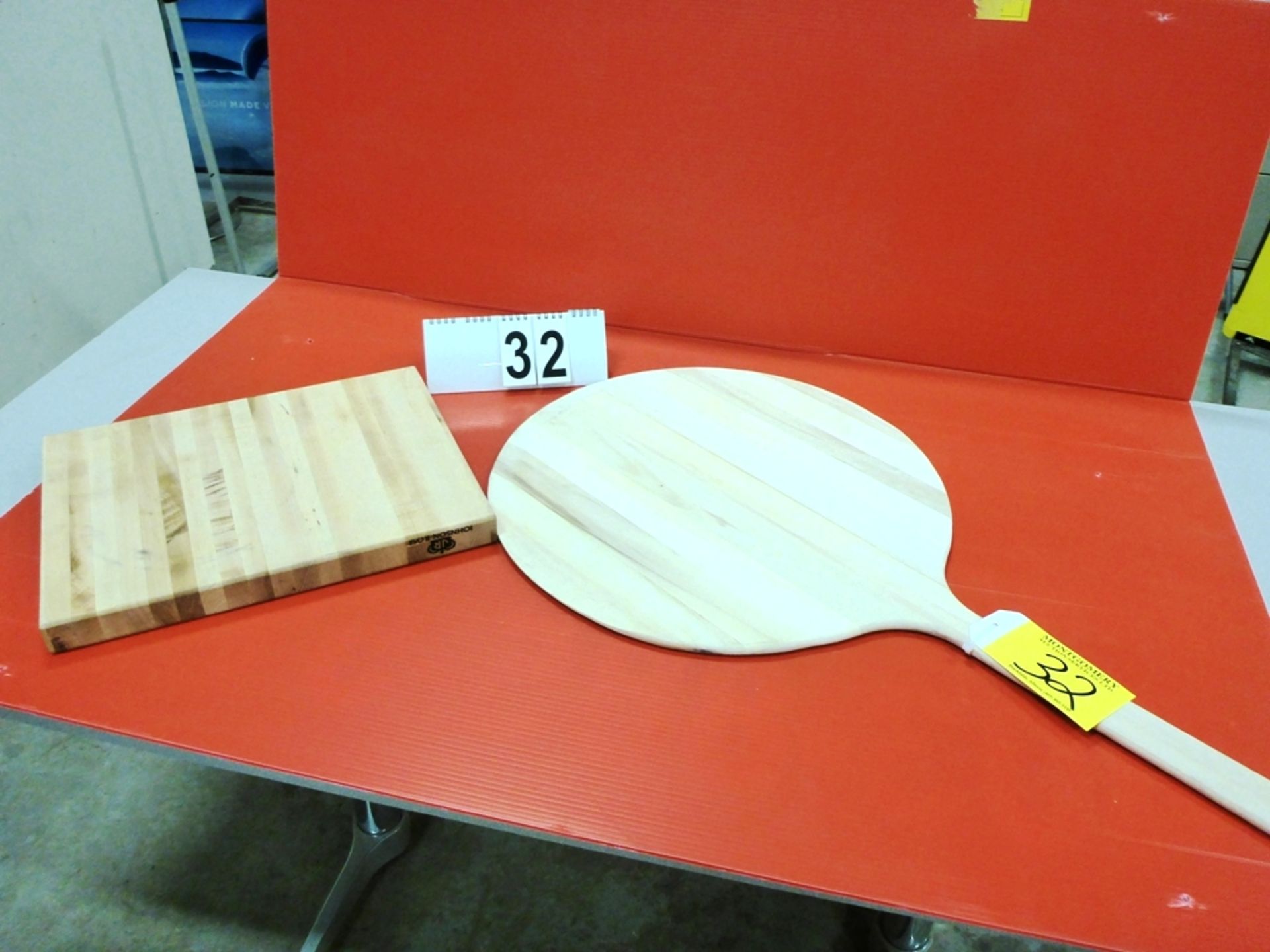 L/O 12"X16" MAPLE CUTTING BOARD & 1 18" WOODEN PIZZA PADDLE