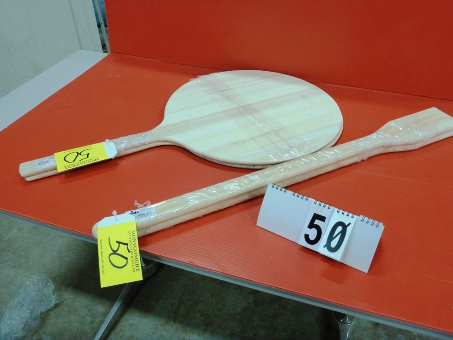 L/O 2 19" WOODEN PIZZA PADDLES & 2 36" WOODEN MIXING PADDLES