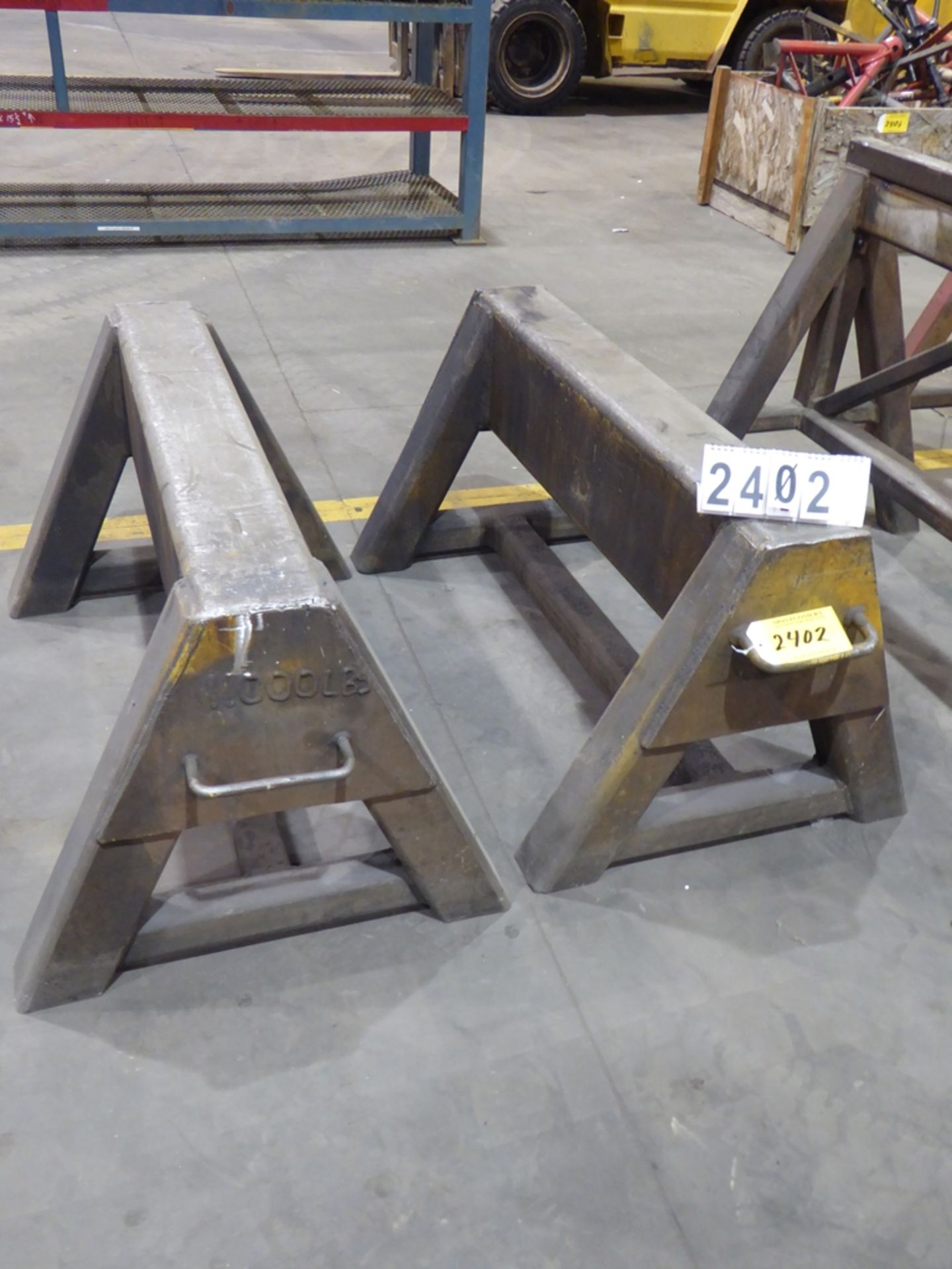 2 - 11,000LB CAP EQUIPMENT STANDS