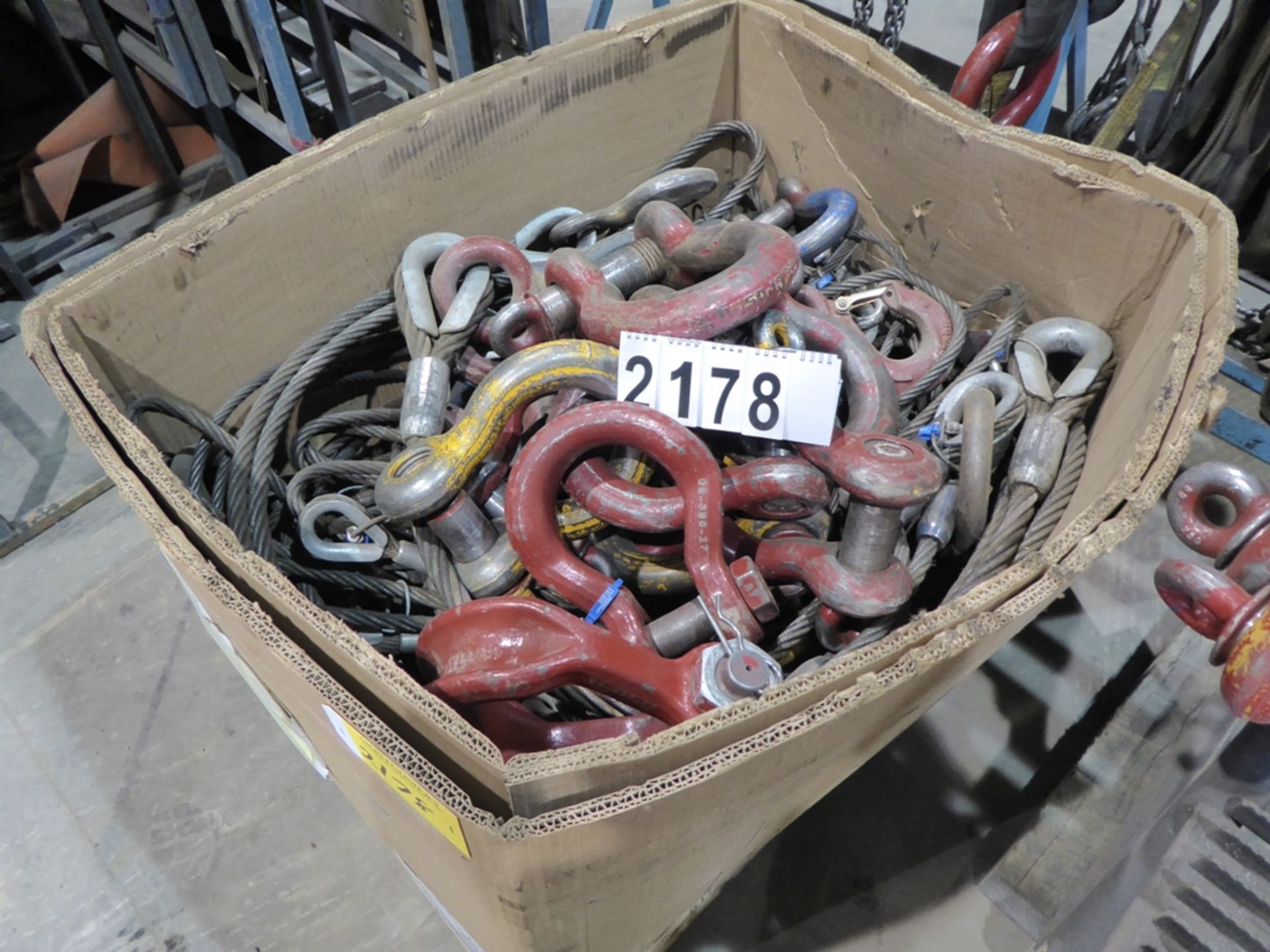 CRATE OF SHACKLES & CABLE SLINGS