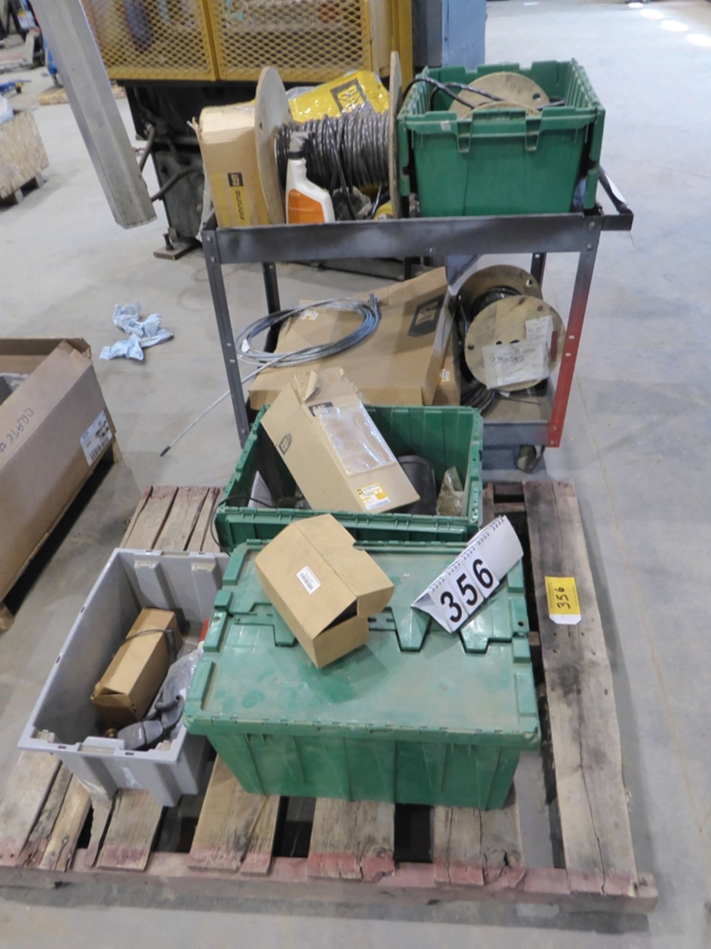 L/O MISC. ELECTRICAL WIRE, STROBE LIGHT & PARTS CART