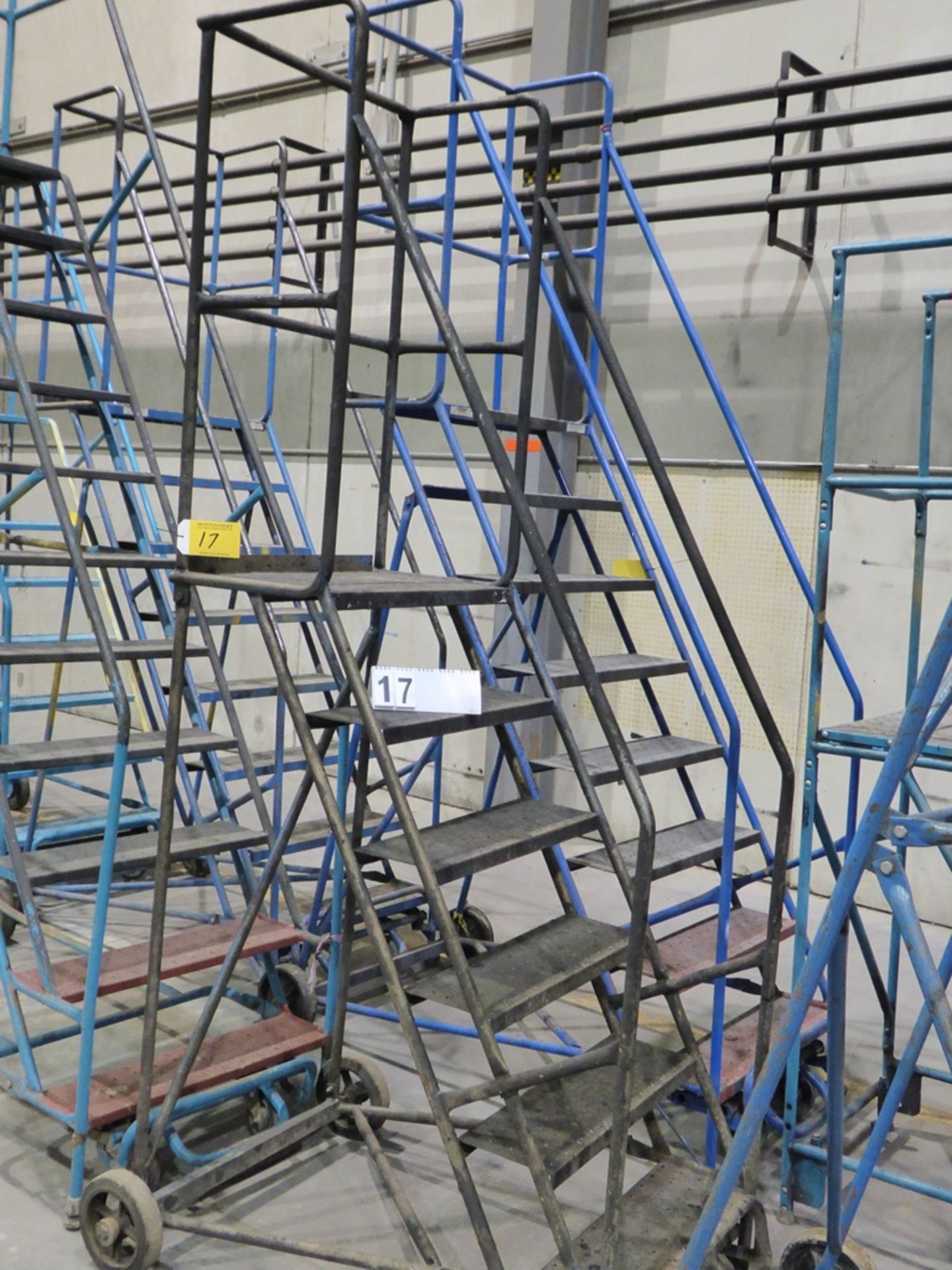 6 STEP ROLLING WAREHOUSE LADDER