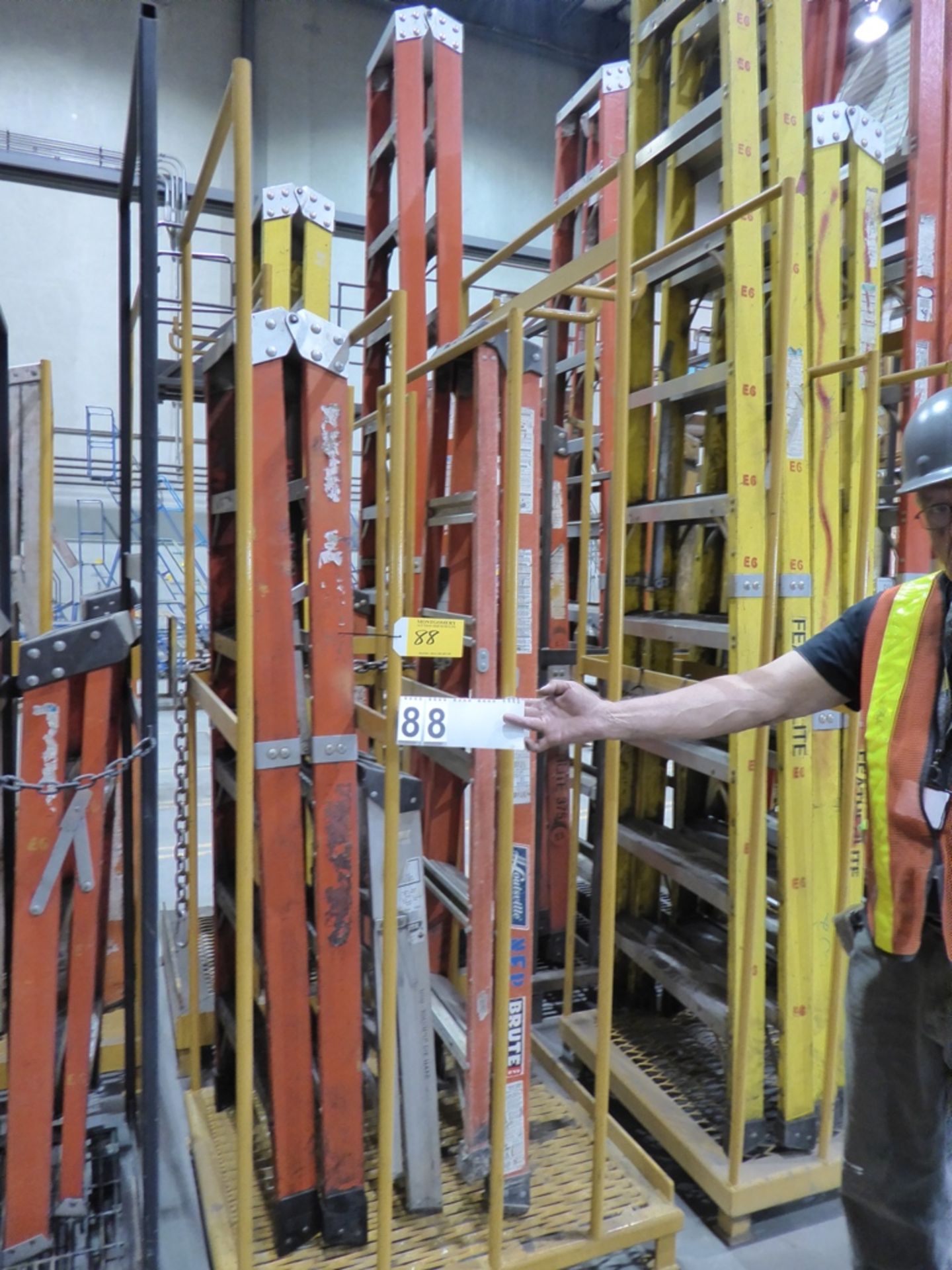 LADDER STORAGE RACK W/ 3 FIBERGLASS LADDERS