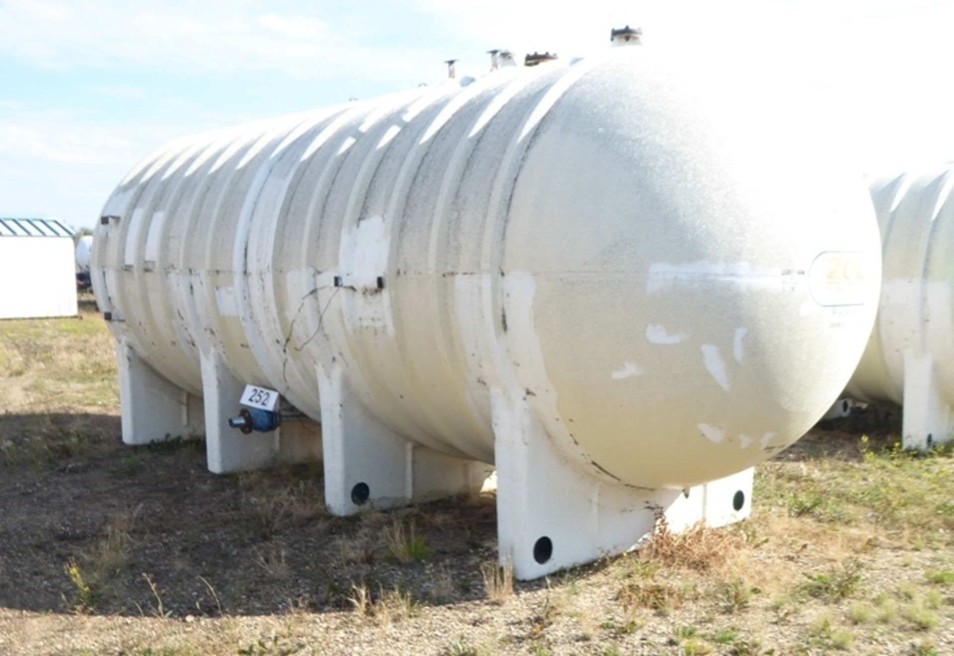 ZCL COMPOSITES INC. 200BBL DBL WALL ABOVE GROUND HORIZONTAL TANK - Image 2 of 4