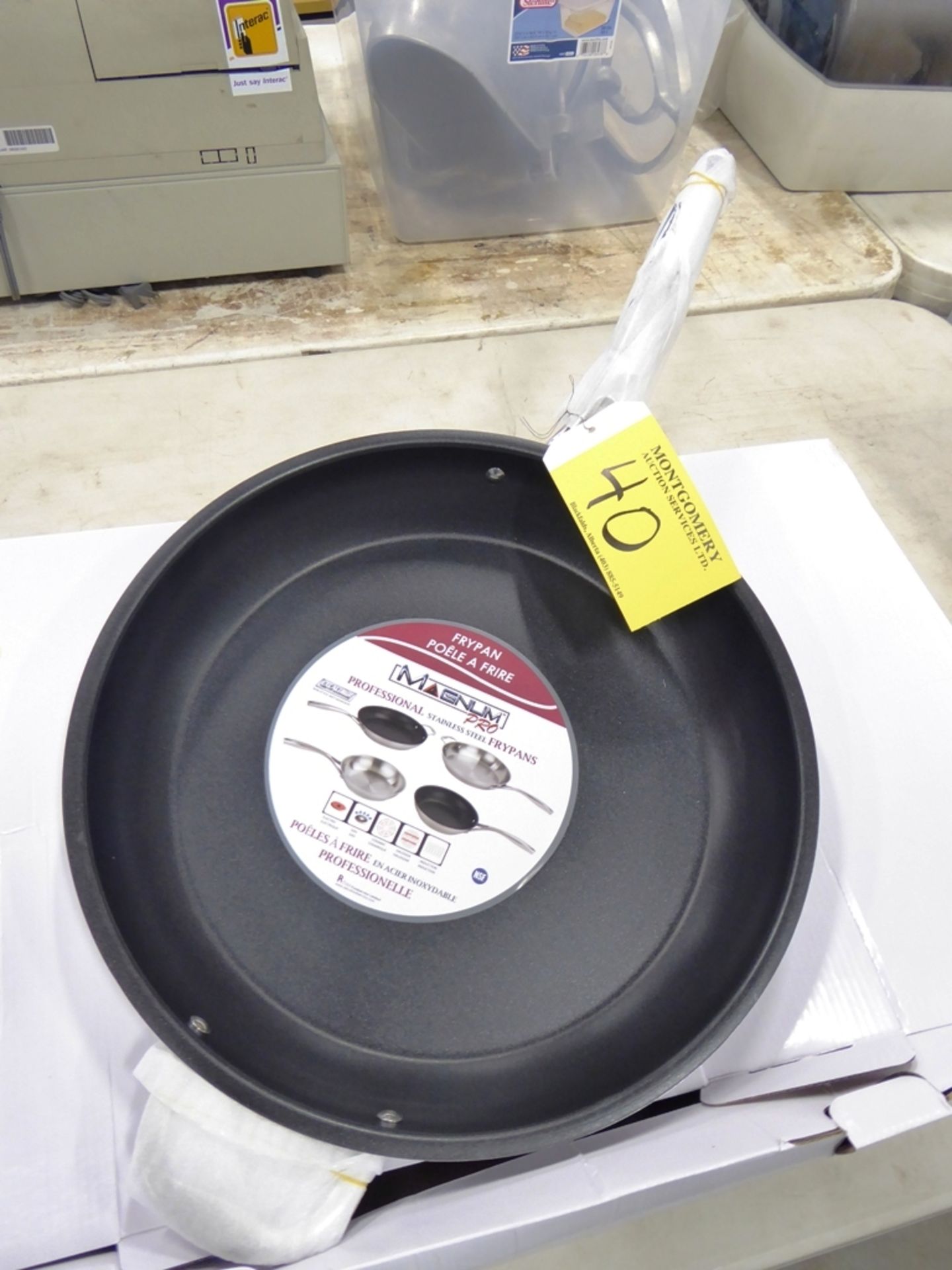 (NEW) MAGNUM PRO SS NON STICK 14" FRYING PAN