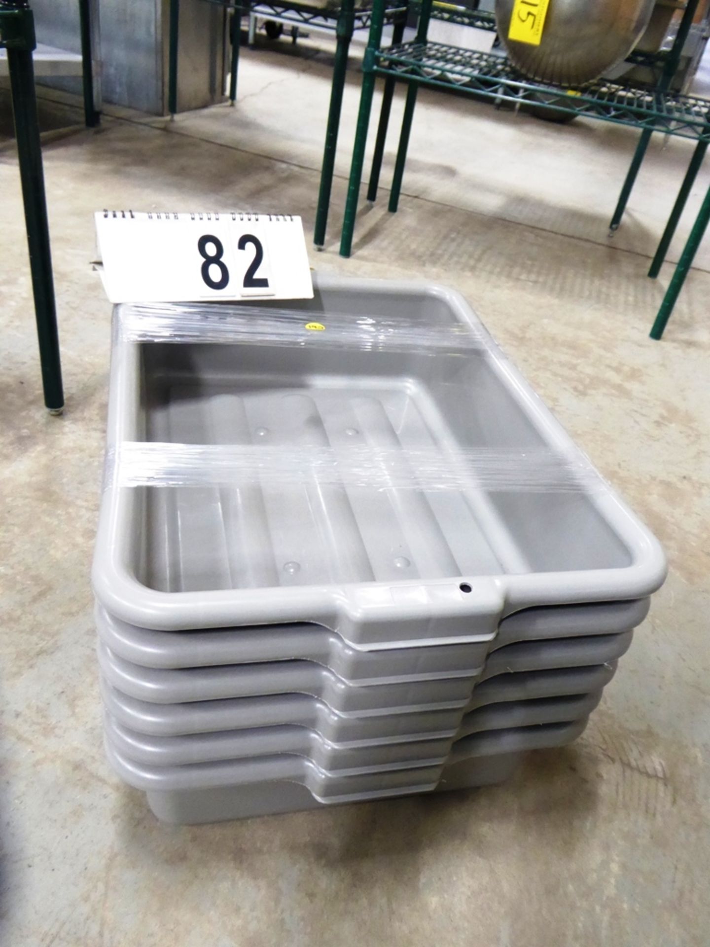 L/O 6 (NEW) GREY POLY BUSSING TUBS