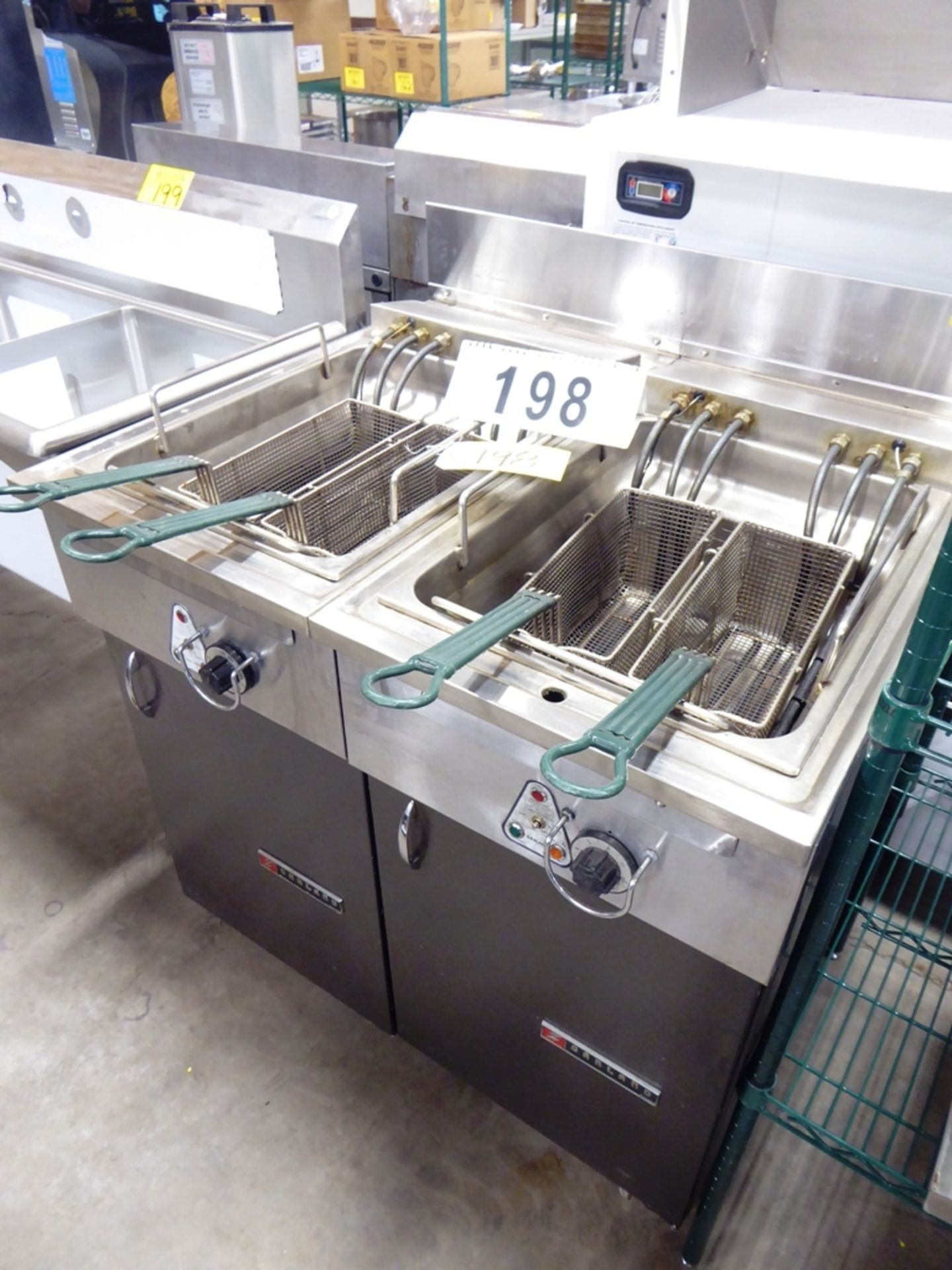 GARLAND ELECTRIC DOUBLE DEEP FRYER 4 BASKETS