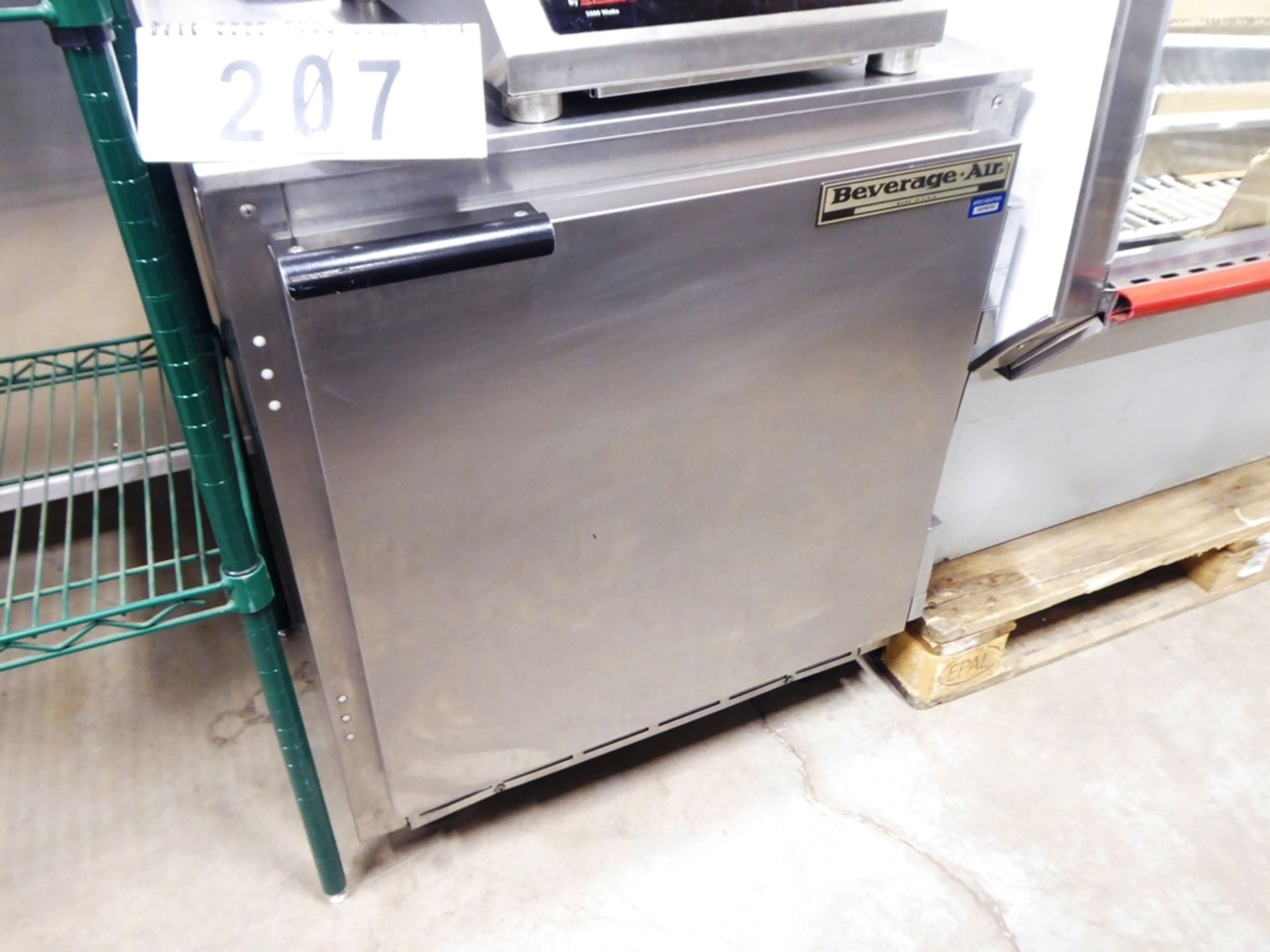 BEVERAGE AIR SS 27" UNDER COUNTER COOLER M# UCR27A