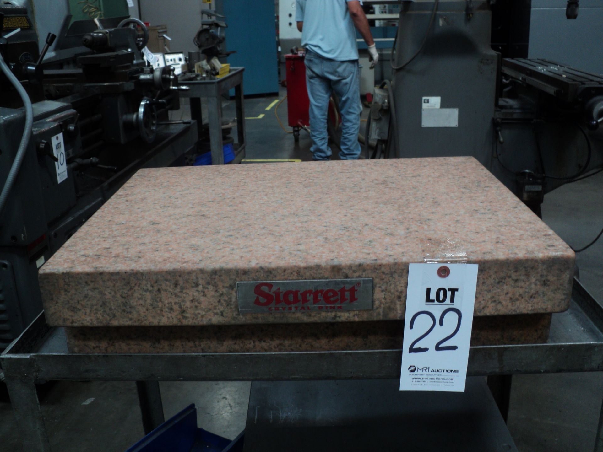 STARRETT PINK PRECISION GRANITE SURFACE, 24"18"X6", FLAT ACC .0001, REPEAT ACC .000050, S/N: 5210/