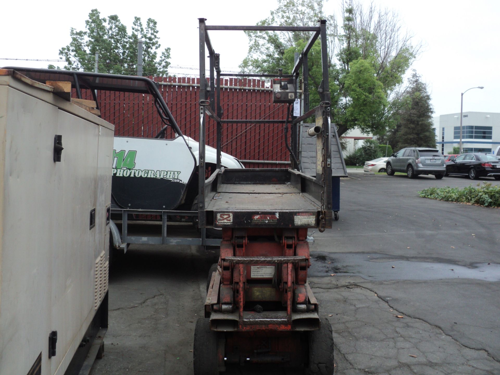 ECONOMY SCISSOR LIFT - Image 2 of 2