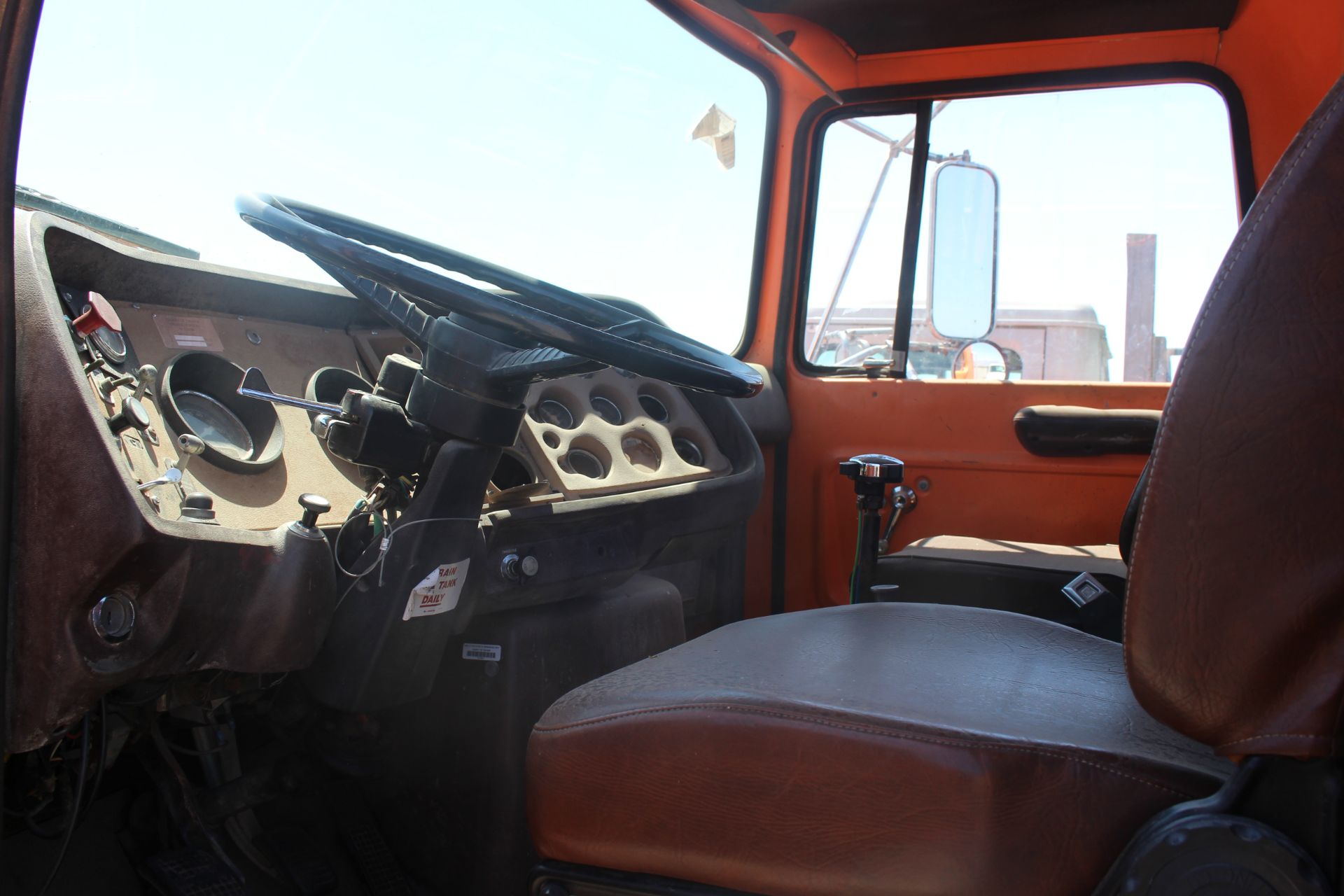 1980 FORD TRACTOR TRUCK, MODEL 9000, DIESEL (Damaged, see pictures); LOCATED IN FORT MOJAVE, AZ. - Image 7 of 8