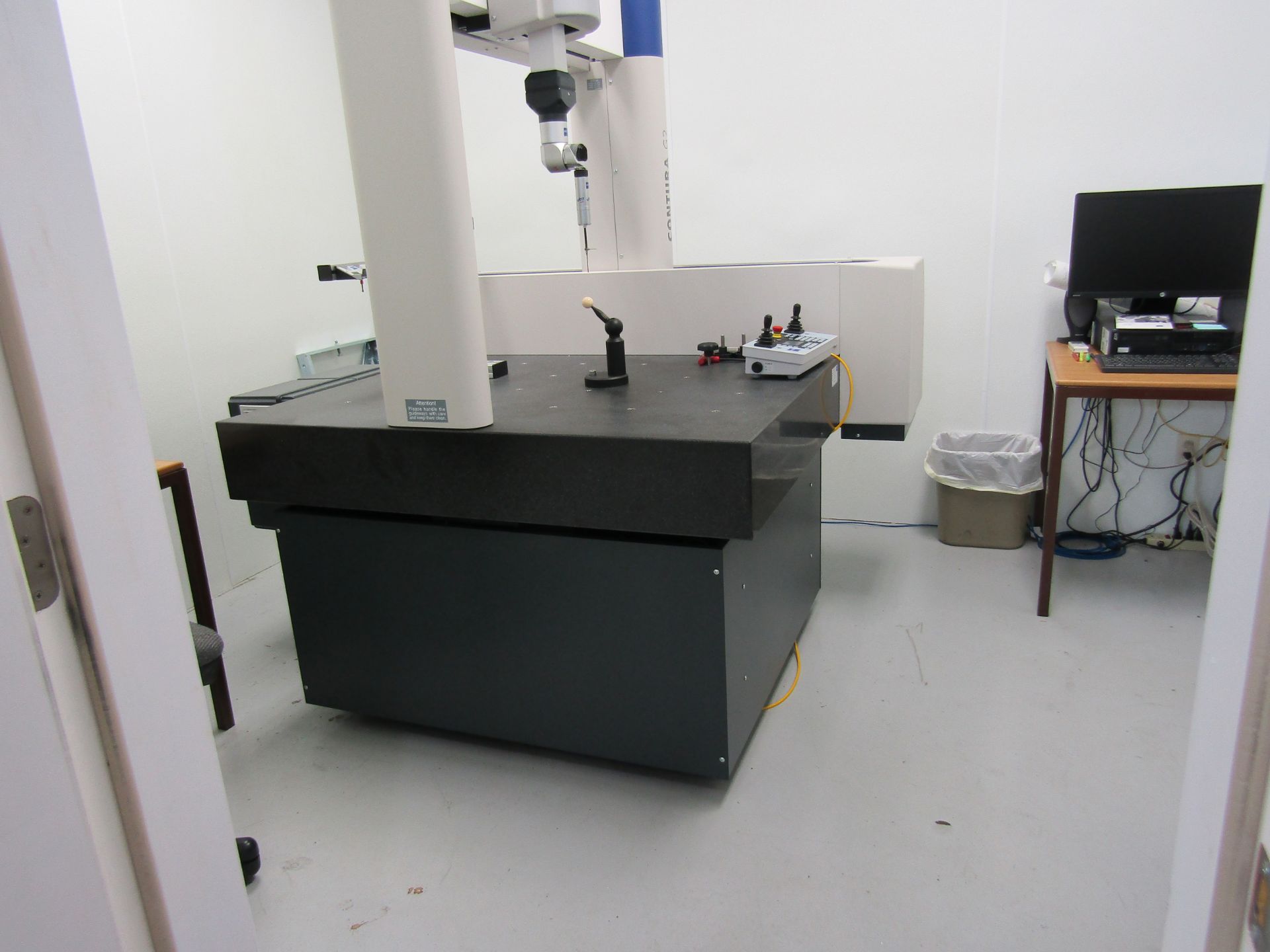 2014 ZEISS CONTURA G2 RDS COORDINATE MEASURING MACHINE W/ CURRENT CALYPSO SOFTWARE, LIKE-NEW - Image 6 of 10