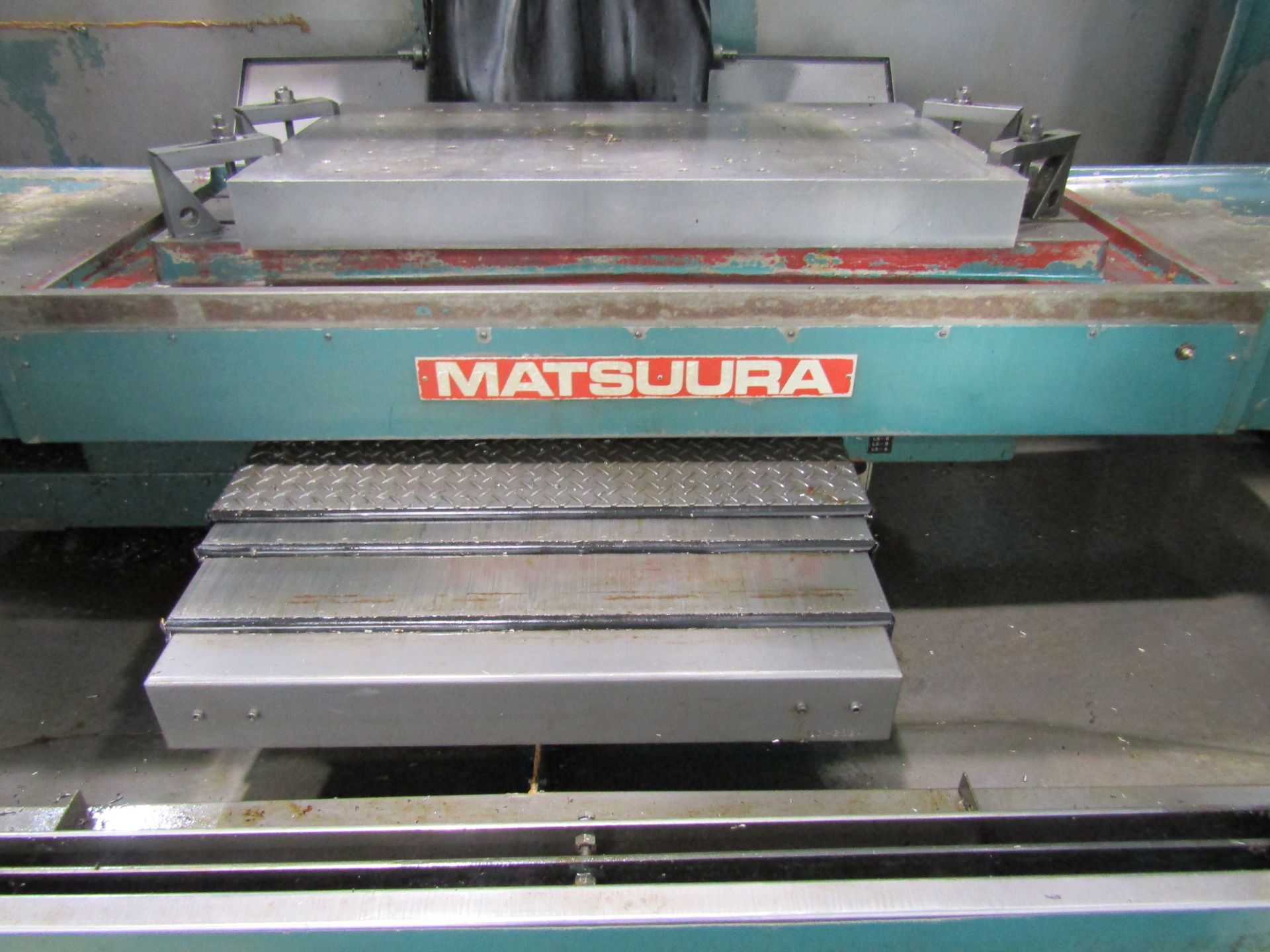 1985 MATSUURA MC760V2 CNC VERTICAL MACHINING CENTER, 6,000RPM, 30ATC, YASNAC MX2 CONTROL, TRAVELS - Image 7 of 7