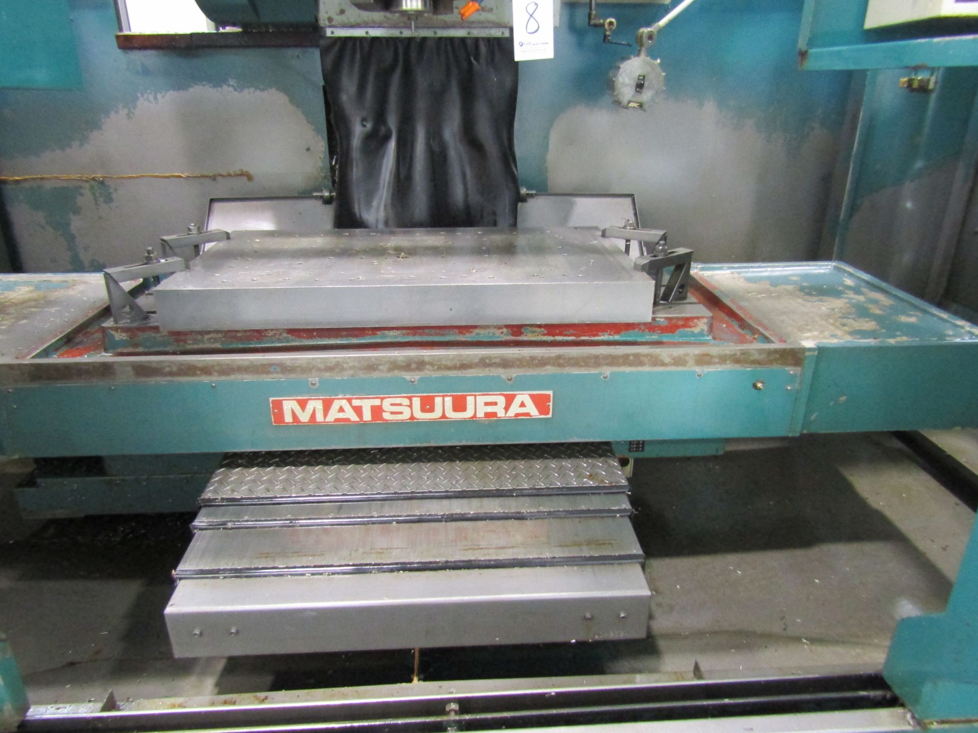 1985 MATSUURA MC760V2 CNC VERTICAL MACHINING CENTER, 6,000RPM, 30ATC, YASNAC MX2 CONTROL, TRAVELS - Image 3 of 7