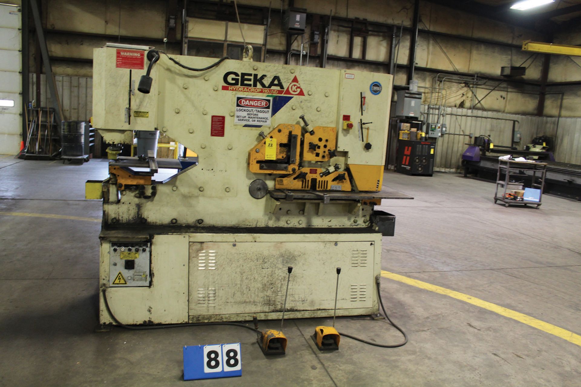 GEKA IRONWORKER; MODEL HYD110, S/N 22341, 2008 WITH TOOLING, HYDRO CROP 110/AD, 2'' CAPACITY