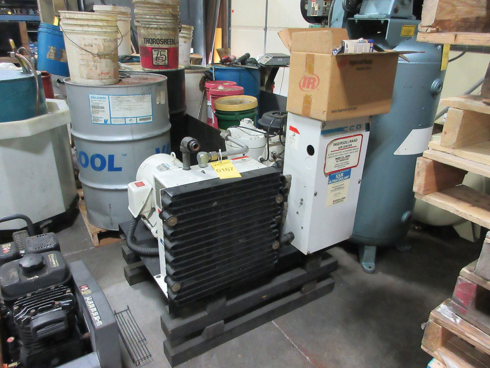 INGERSOLL RAND 20-HP AIR COMPRESSOR; MODEL U20H-5P, 125-PSIG, S/N KD194U93054 ***RIGGING FEE $