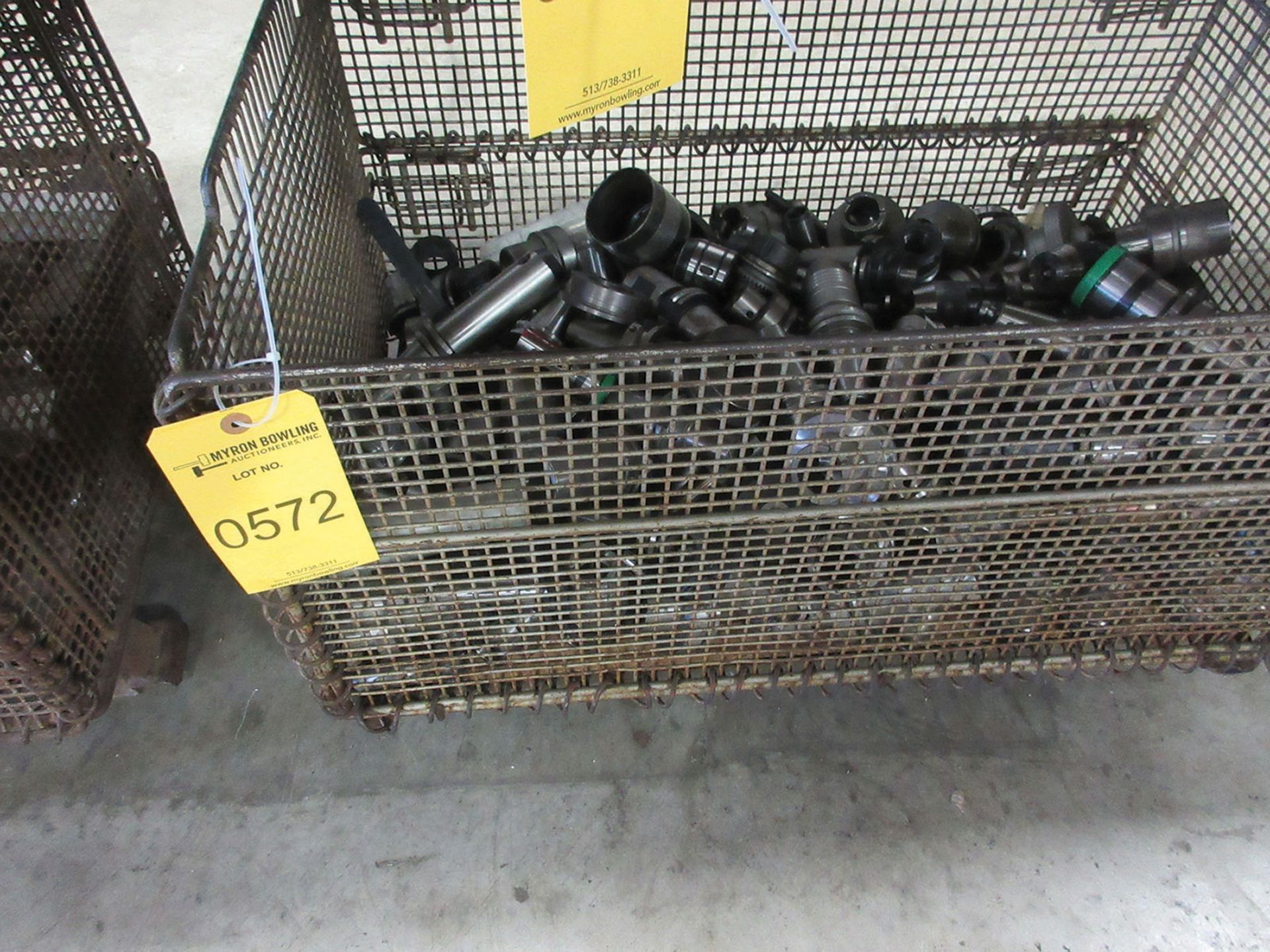 WIRE BASKET WITH ASSORTED TAPER TOOLING
