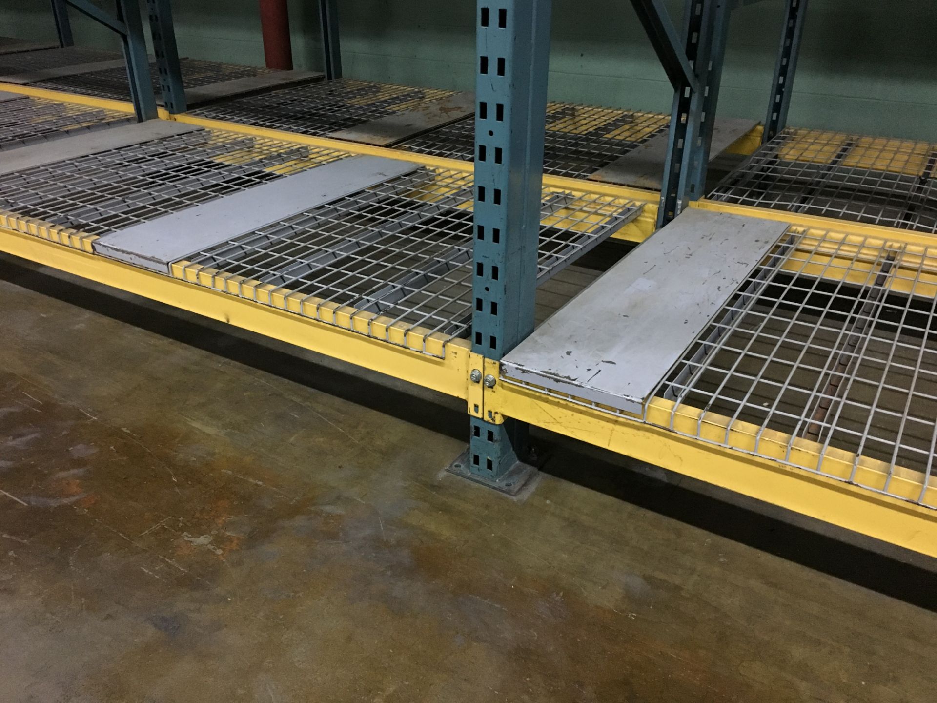 (20) SECTIONS OF UNARCO PALLET RACKING; CONSISTING OF (22) TOTAL UPRIGHTS: (16) UPRIGHTS ARE 168" - Image 5 of 10