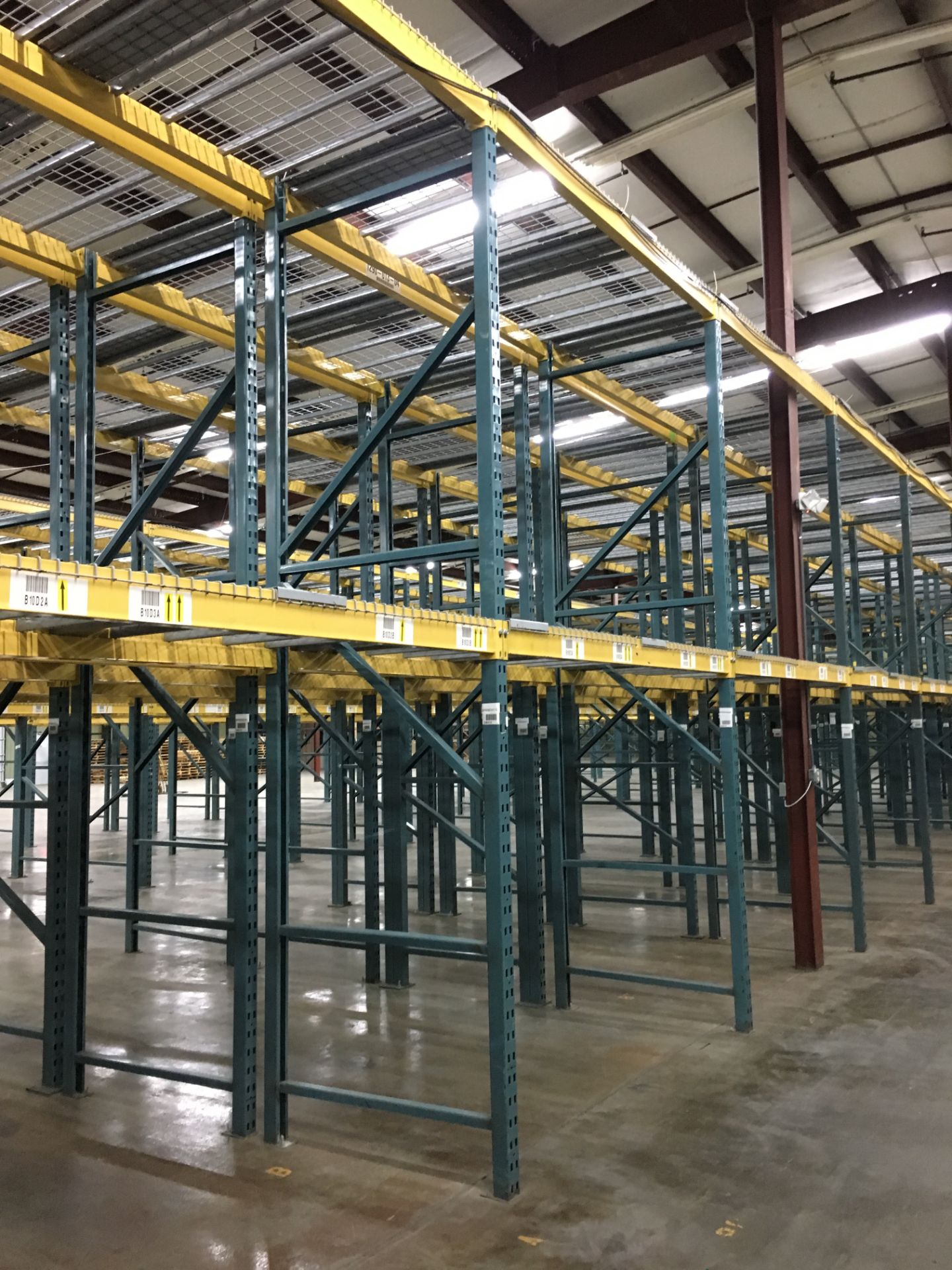 (50) SECTIONS OF UNARCO PALLET RACKING; CONSISTING OF (52) 168'' TALL X 48'' DEEP UPRIGHTS WITH 3" - Image 4 of 11