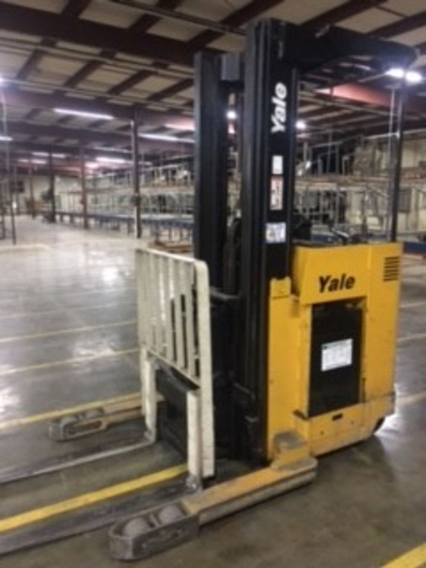 2005 YALE 3,000 LB. CAPACITY NARROW AISLE DEEP REACH TRUCK; MODEL NDR030AENL36TE, S/N C815N05495C, - Image 7 of 10