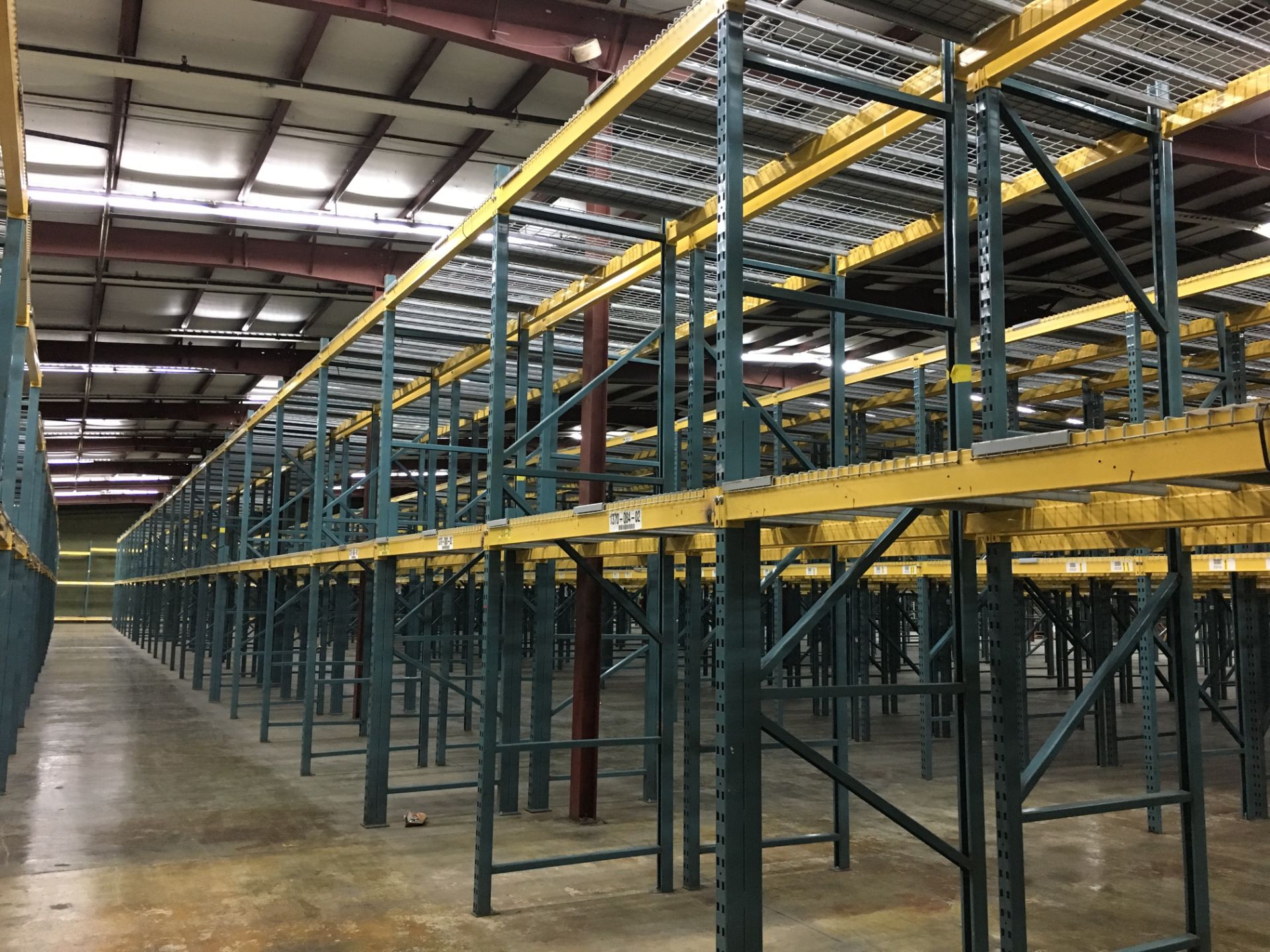 (25) SECTIONS OF UNARCO PALLET RACKING; CONSISTING OF (26) 168'' TALL X 48'' DEEP UPRIGHTS WITH 3" - Image 3 of 9