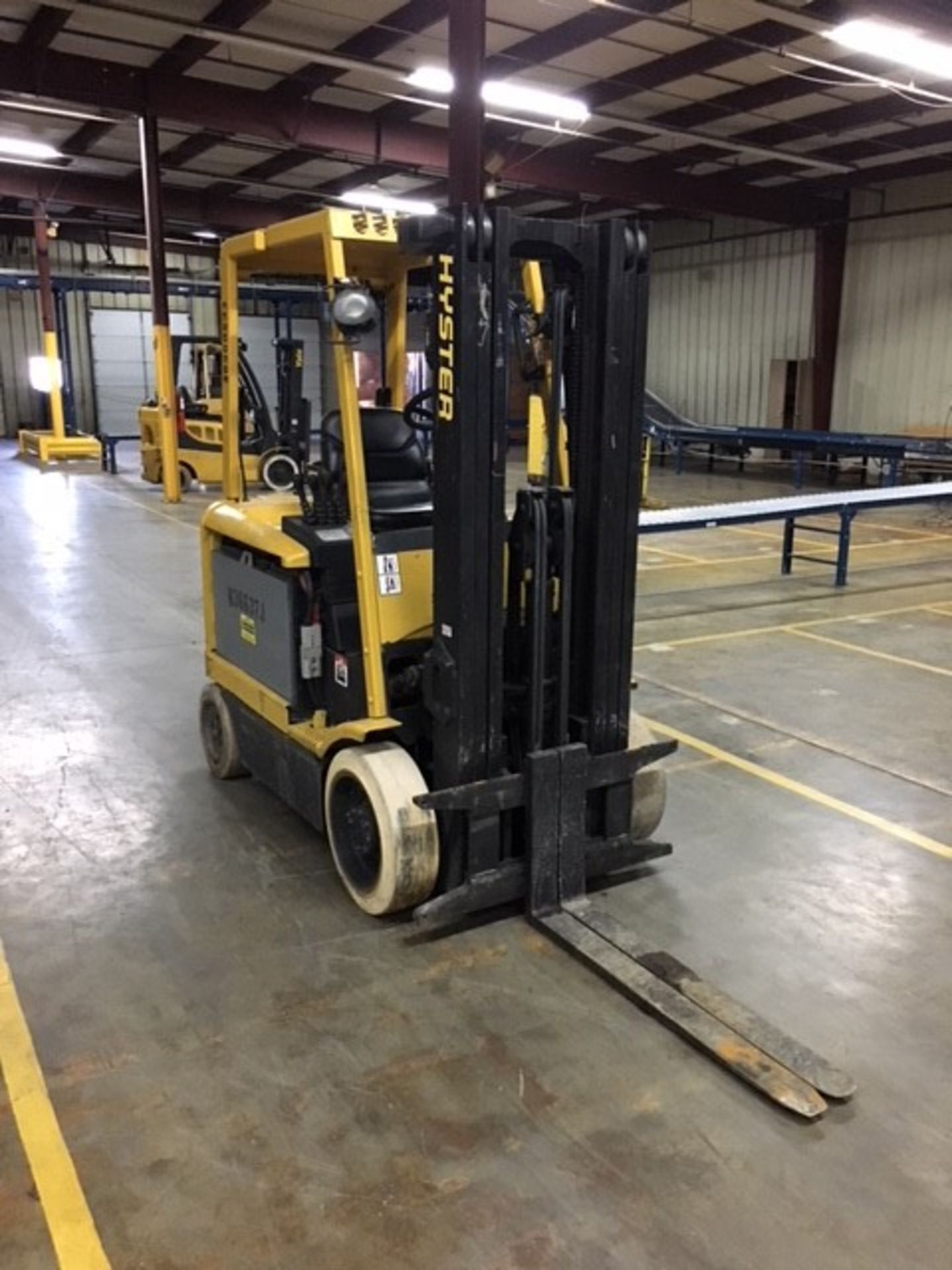 2007 HYSTER 5,000-LB. CAPACITY ELECTRIC FORKLIFT, MODEL: E50Z, S/N: G108N06968E, 48V, 5,504 HOURS - Image 2 of 7