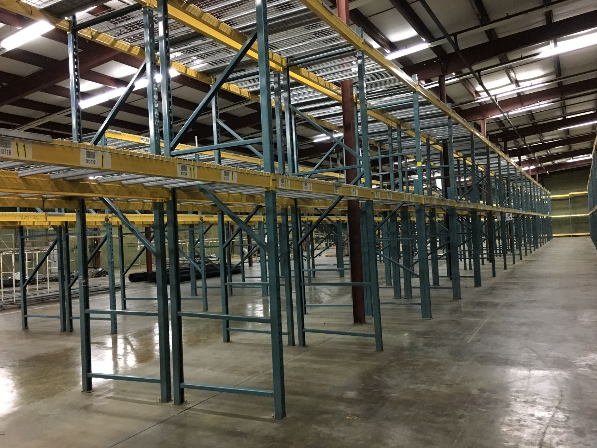 (25) SECTIONS OF UNARCO PALLET RACKING; CONSISTING OF (26) 168'' TALL X 48'' DEEP UPRIGHTS WITH 3" - Image 4 of 9