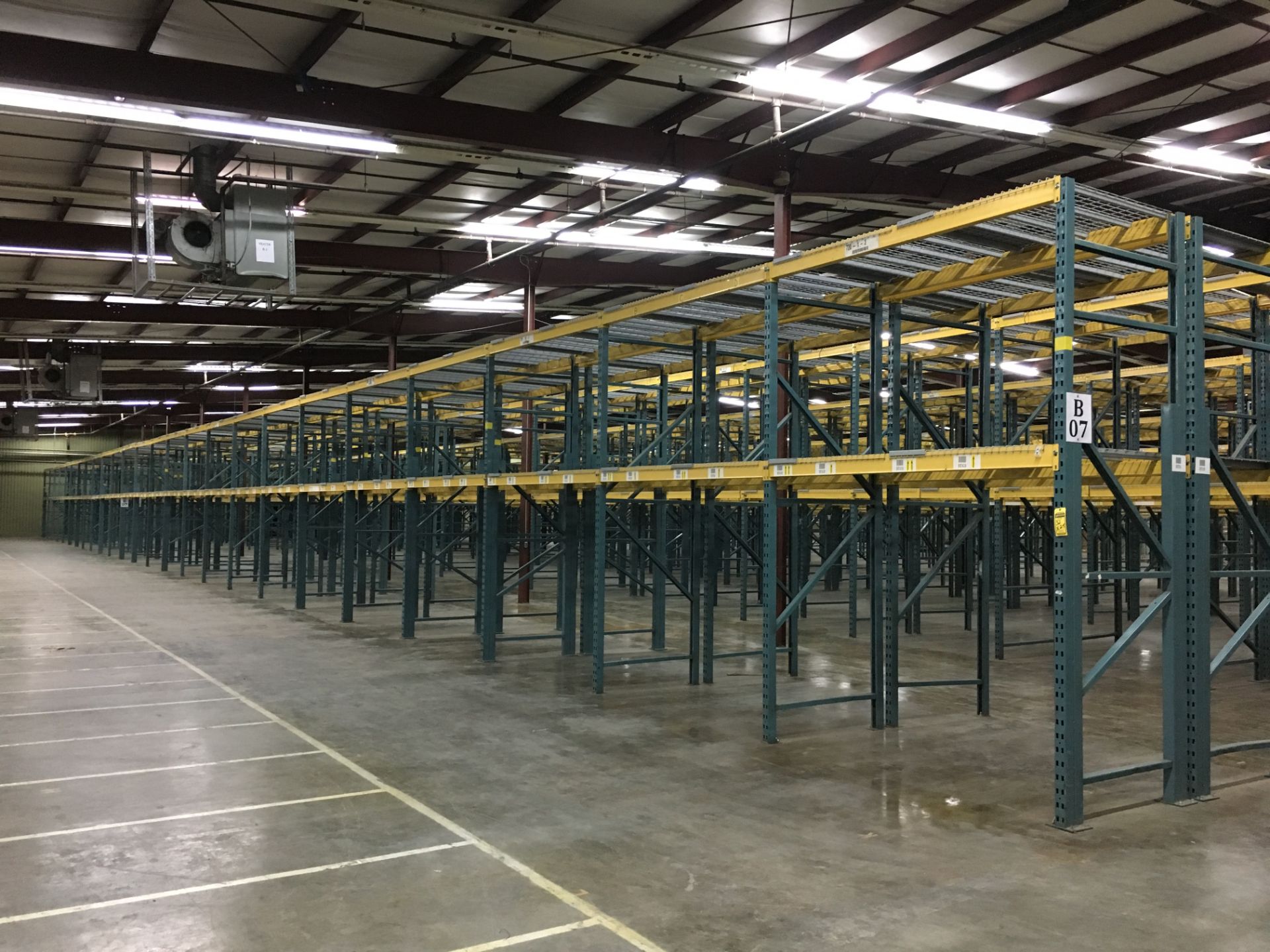 (25) SECTIONS OF UNARCO PALLET RACKING; CONSISTING OF (26) 144'' TALL X 48'' DEEP UPRIGHTS WITH 3"