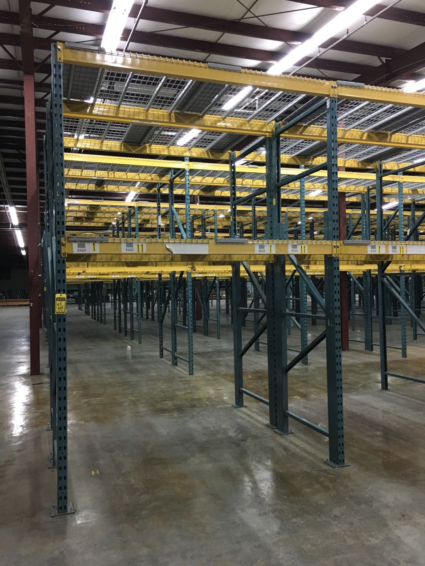 (25) SECTIONS OF UNARCO PALLET RACKING; CONSISTING OF (26) 144'' TALL X 48'' DEEP UPRIGHTS WITH 3" - Image 2 of 9