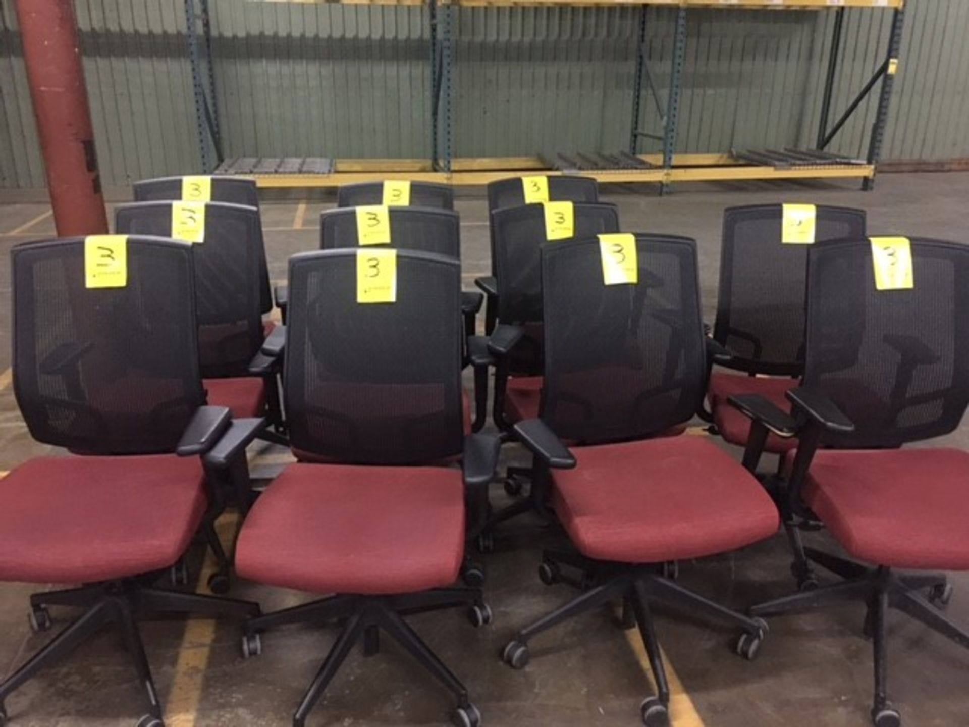 LOT OF (11) OFFICE CHAIRS