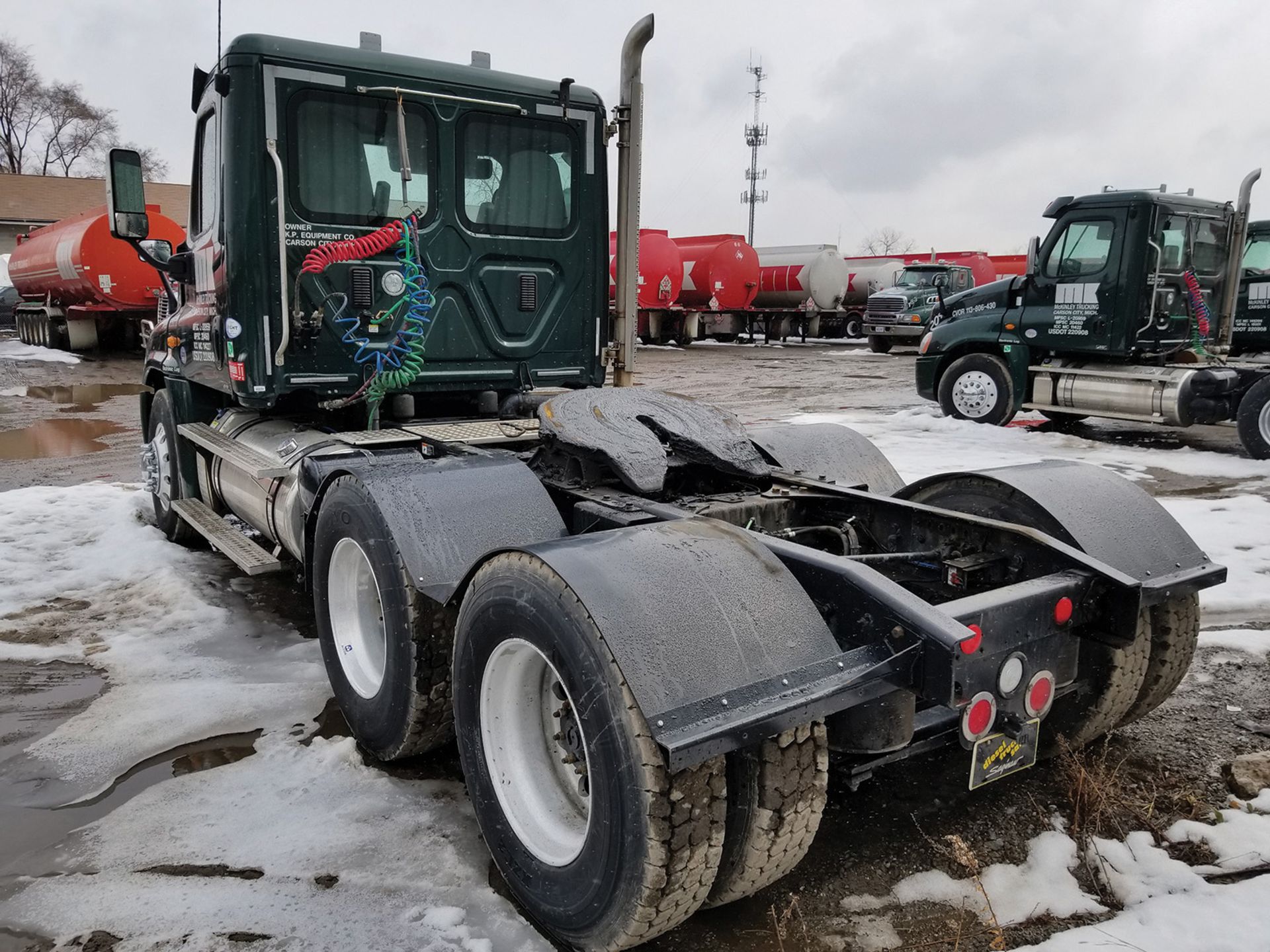 2016 FREIGHTLINER CASCADIA T/A TRUCK TRACTOR, DAY CAB, VIN 3AKJGED55GSHA5254, 190,585 MILES, EATON - Image 3 of 10