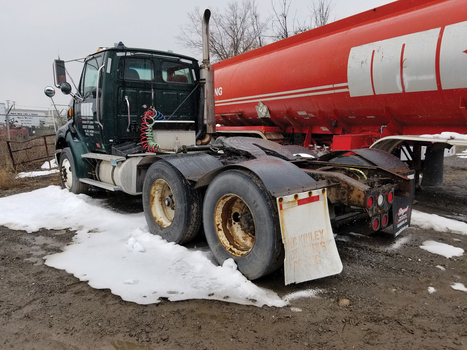 2003 STERLING LT9513 T/A TRUCK TRACTOR, DAY CAB, VIN 2FWJAZBG53AL03896, EATON TRANSMISSION, ISX - Image 4 of 6