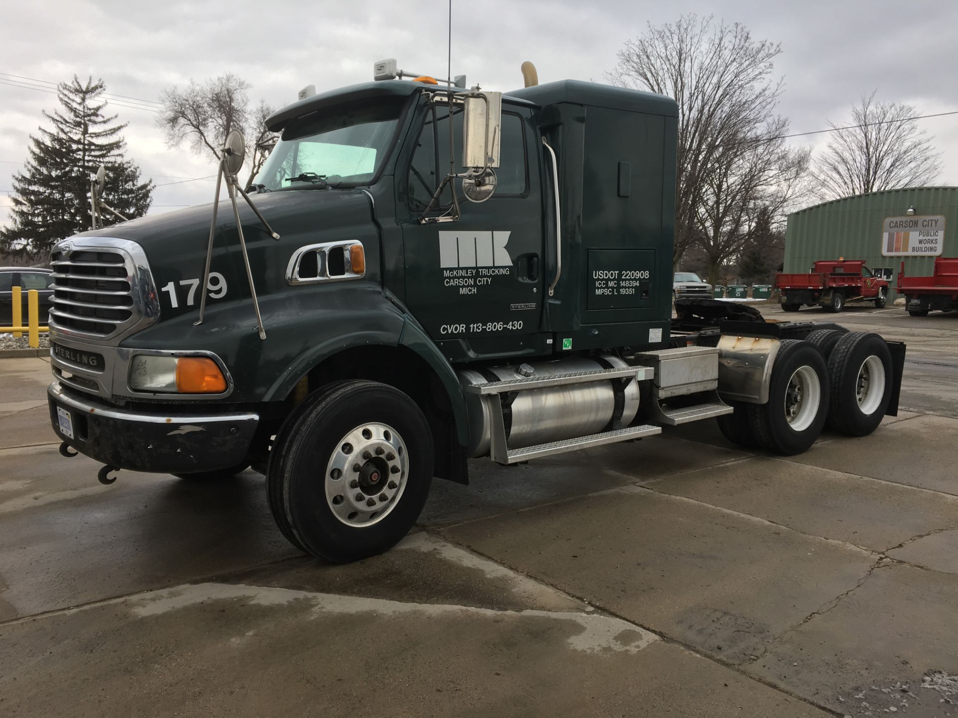 2008 STERLING LC GLIDER T/A TRUCK TRACTOR, DAY CAB, VIN 2FZXCNCKX8AZ70666, EATON 13-SPEED