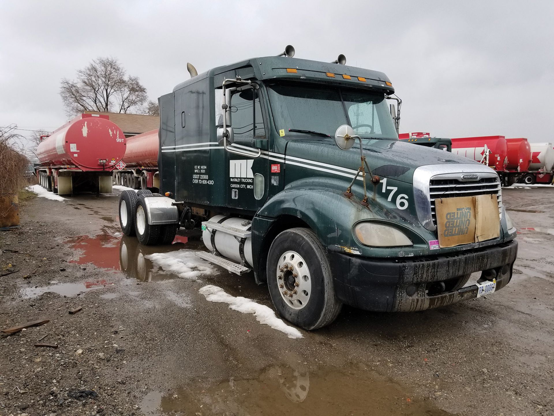 2003 FREIGHTLINER COLUMBIA CL120 T/A TRUCK TRACTOR, DOUBLE SLEEPER CAB, VIN 1FUJA6CG33LK27949, 1, - Image 3 of 11