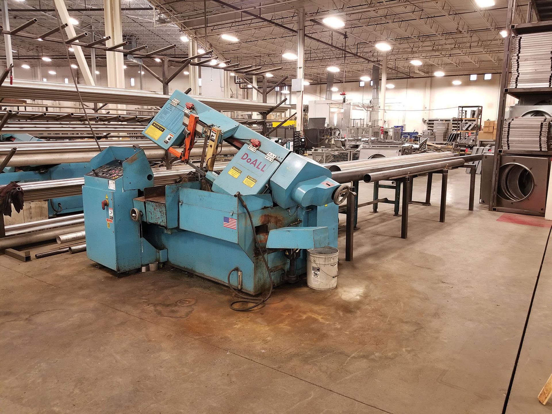 DOALL C-305 A AUTOMATIC HORIZONTAL BAND SAW, S/N 534-00314, 12' BAND LENGTH, LIMIT SWITCH & - Image 9 of 13