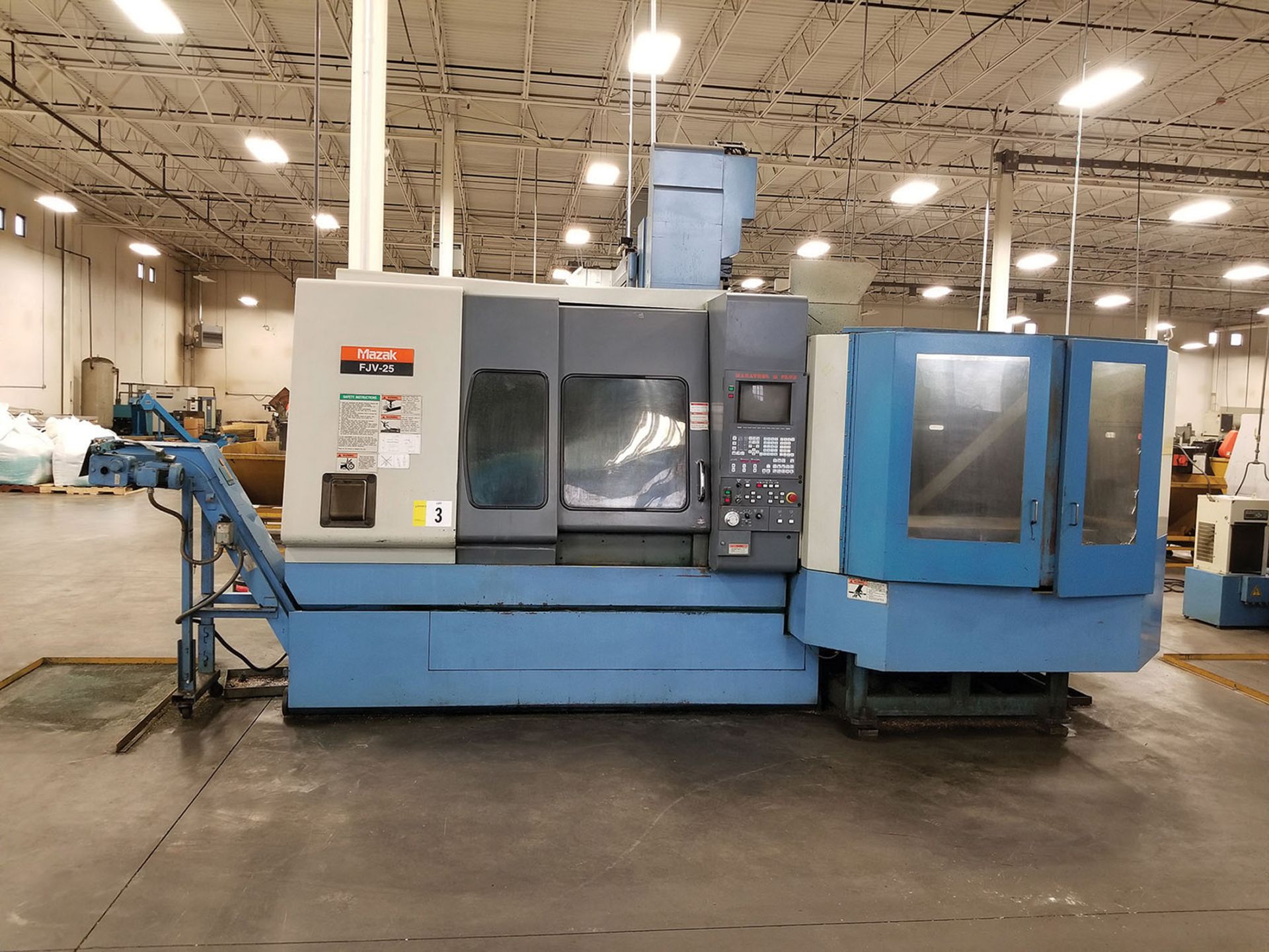 1992 MAZAK FJV-25 CNC VERTICAL MACHINING CENTER, S/N 134677, TRAVELS: 10.04/20.08'` X-AXIS, 40. - Image 2 of 17