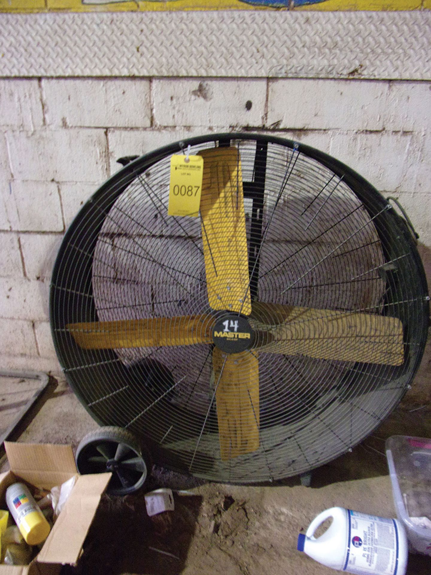 MASTER MAC 42'' PORTABLE FAN