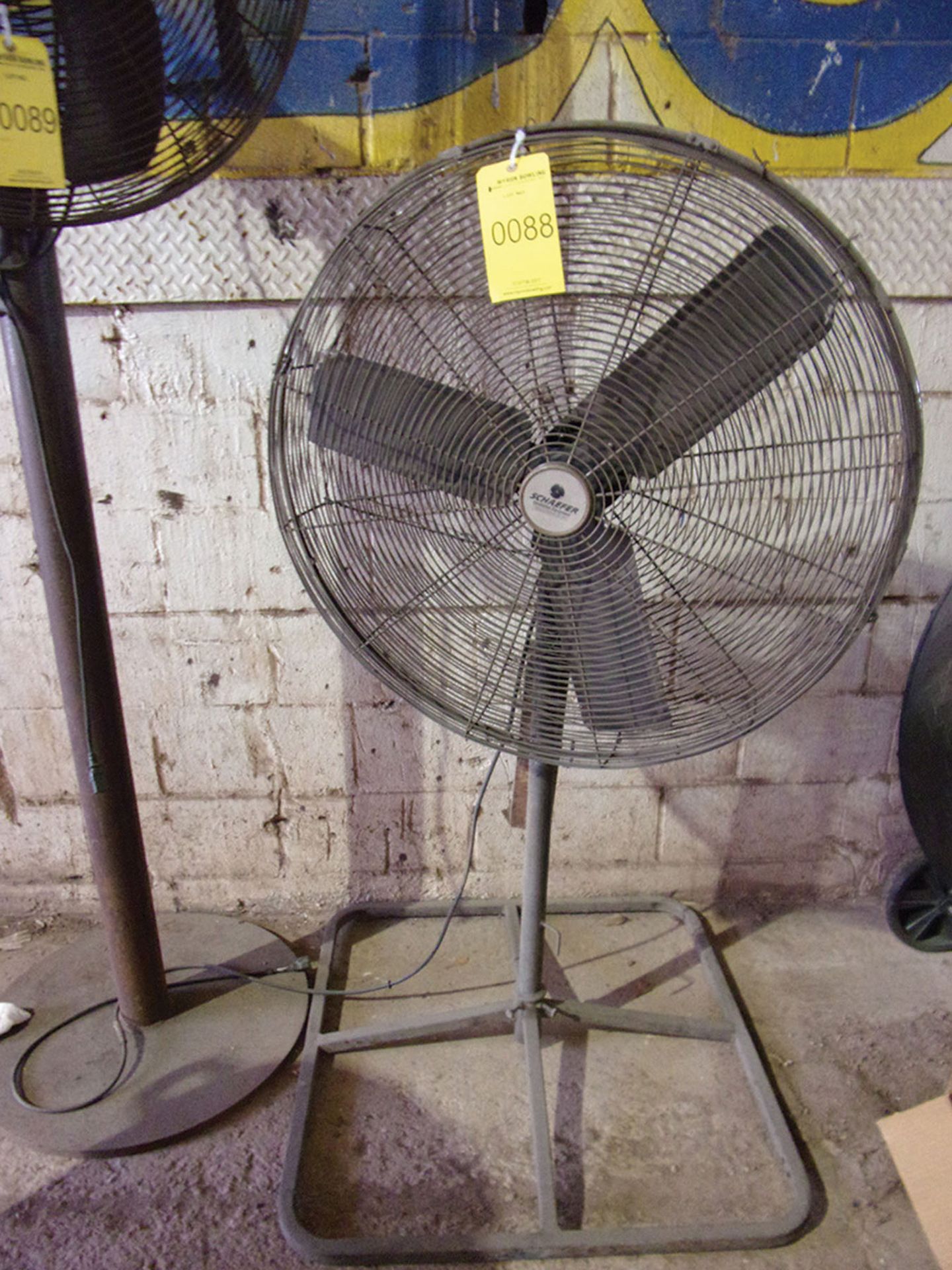 SCHAFFER FLOOR FAN